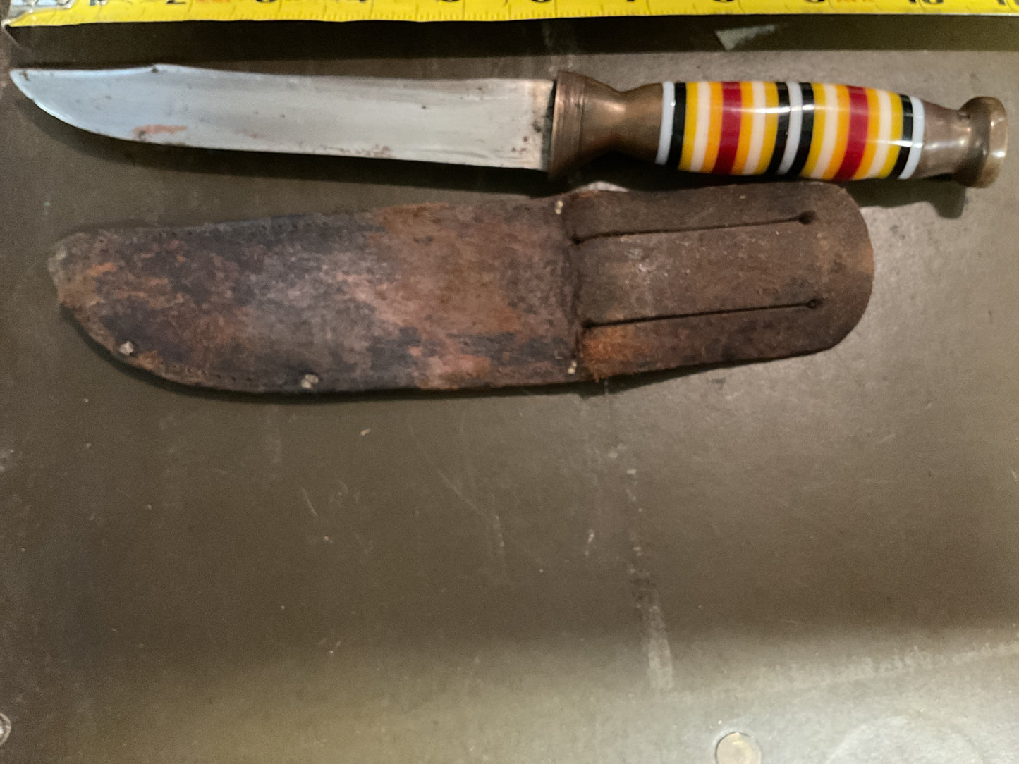 WWII Theatre Knife multicolor stripe