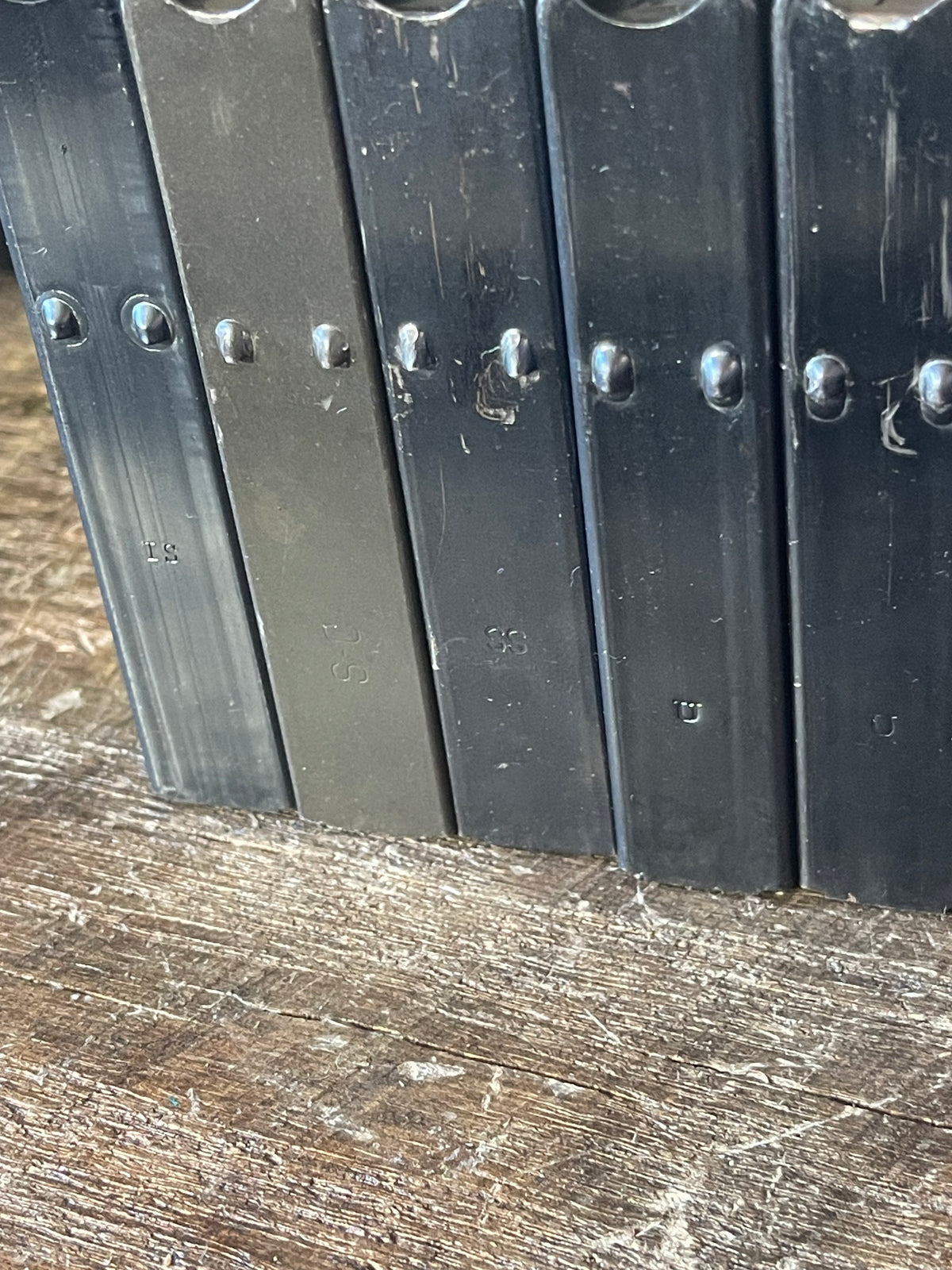 Original USGI M1 Carbine 15-Round Magazine – WWII / Korean War Era – Maker Marked – Various Manufacturers