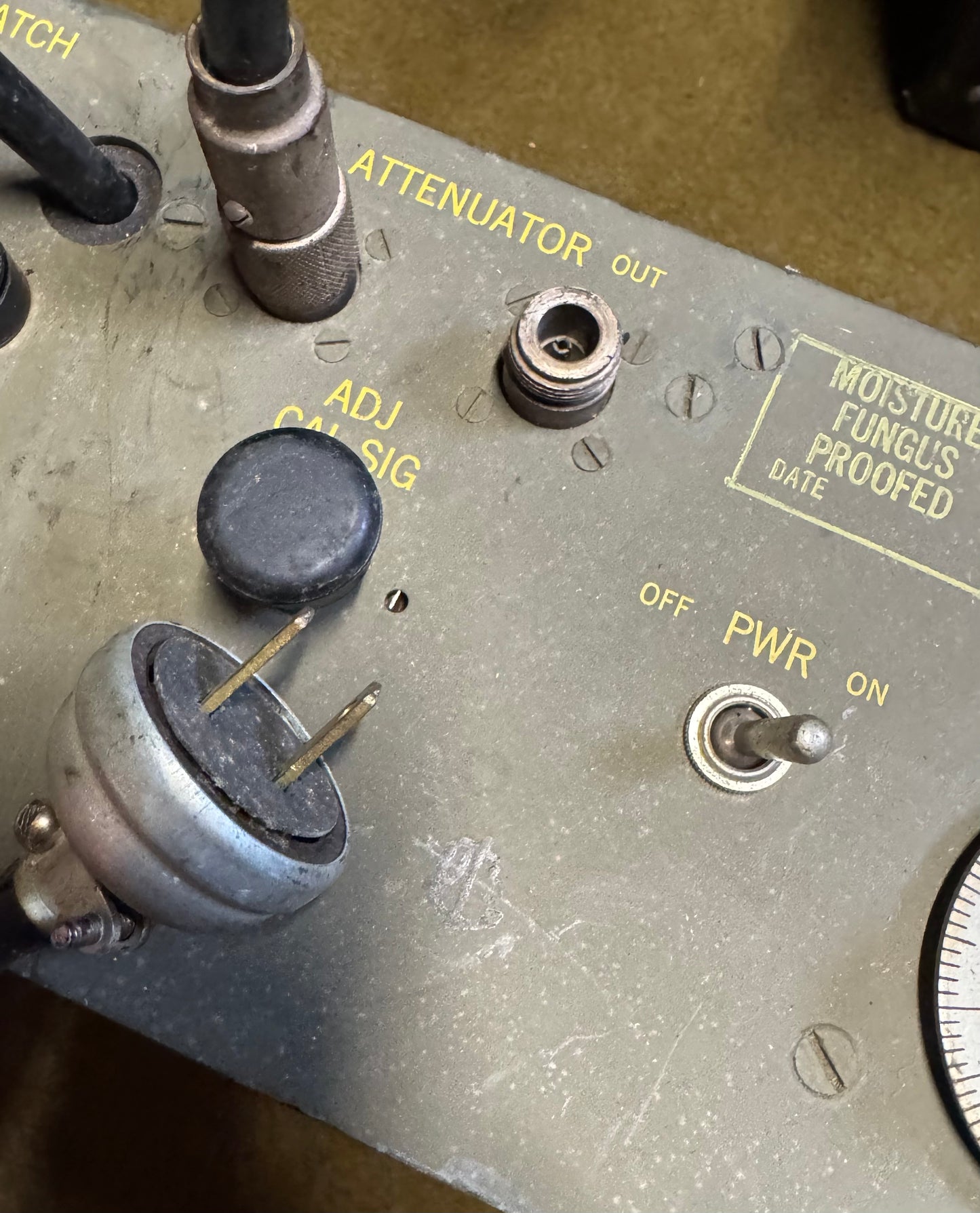 Original WWII-era U.S. Navy TS-128/UP test set