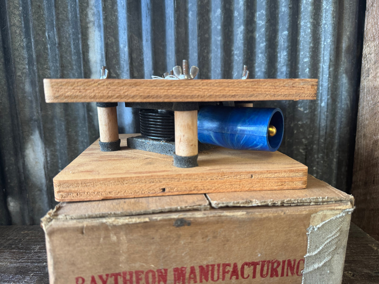 WWII Raytheon Vacuum Tube Display / Experimental Tube Assembly w/ Original Raytheon Box