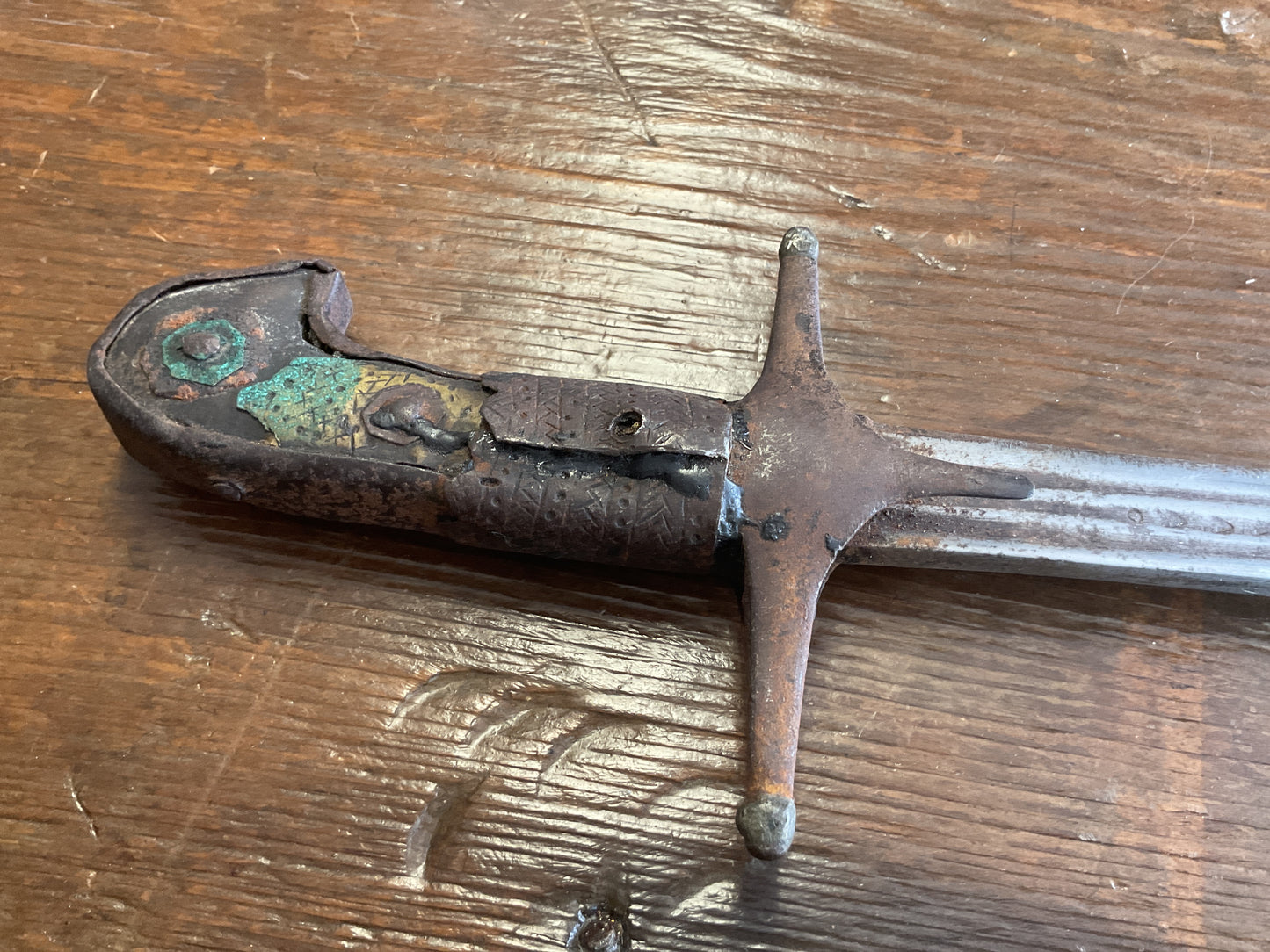 Scimitar estimated to be from early 19th Century