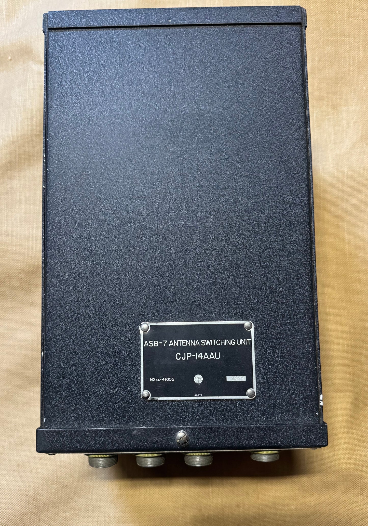 ASB-7 Antenna Switching Unit CJP-14AAU – U.S. Navy Aircraft Radar Communication Component