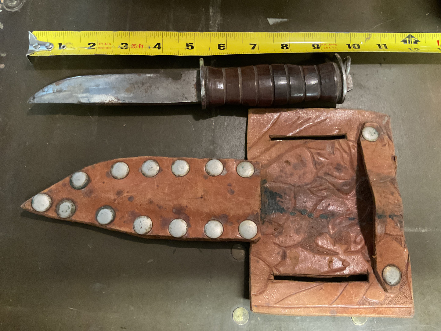 WWII Theatre Knife cracks on handle
