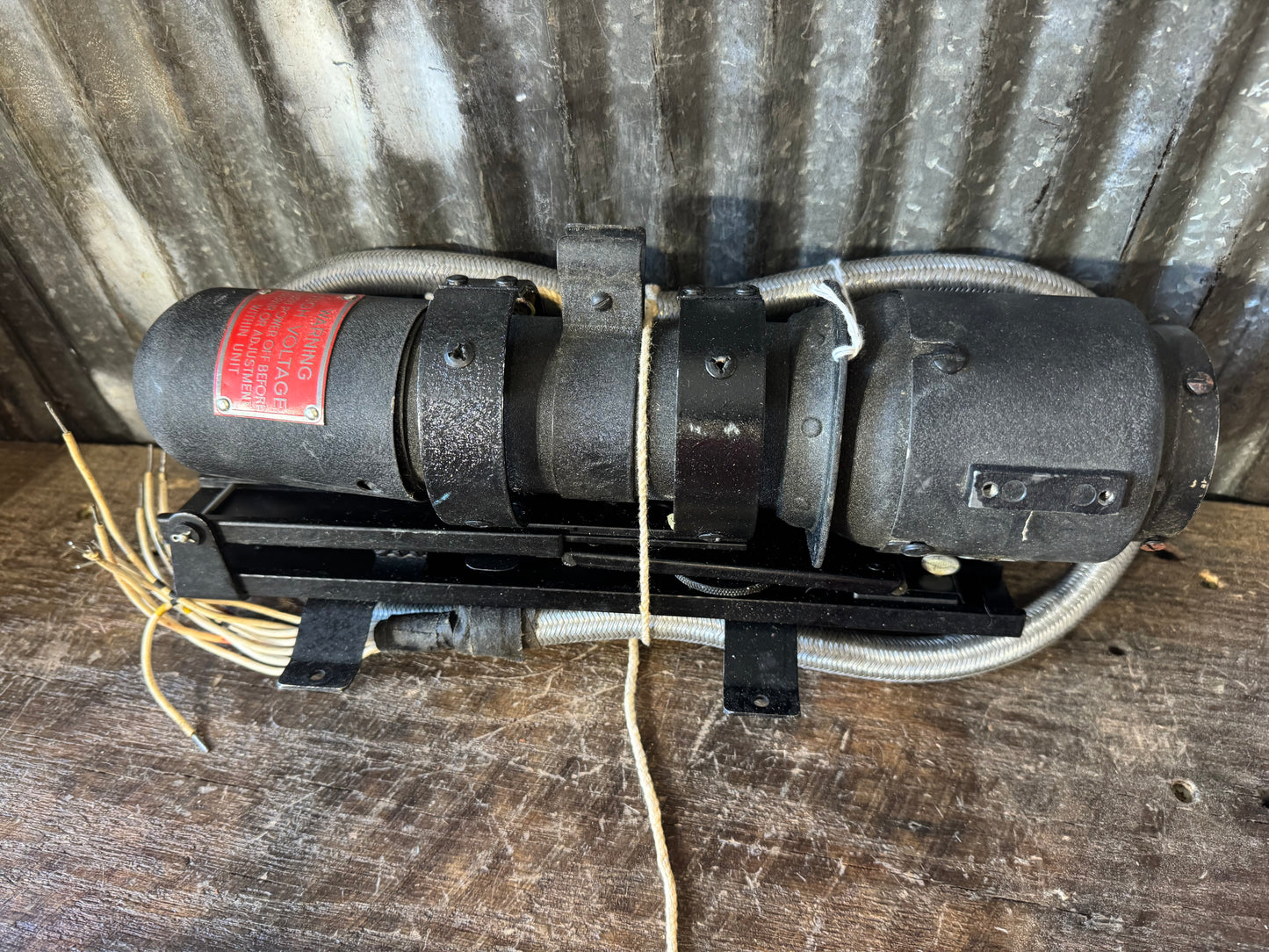WWII U.S. Navy ID-15/APA-1 Radar Indicator Display Assembly with Original Cables