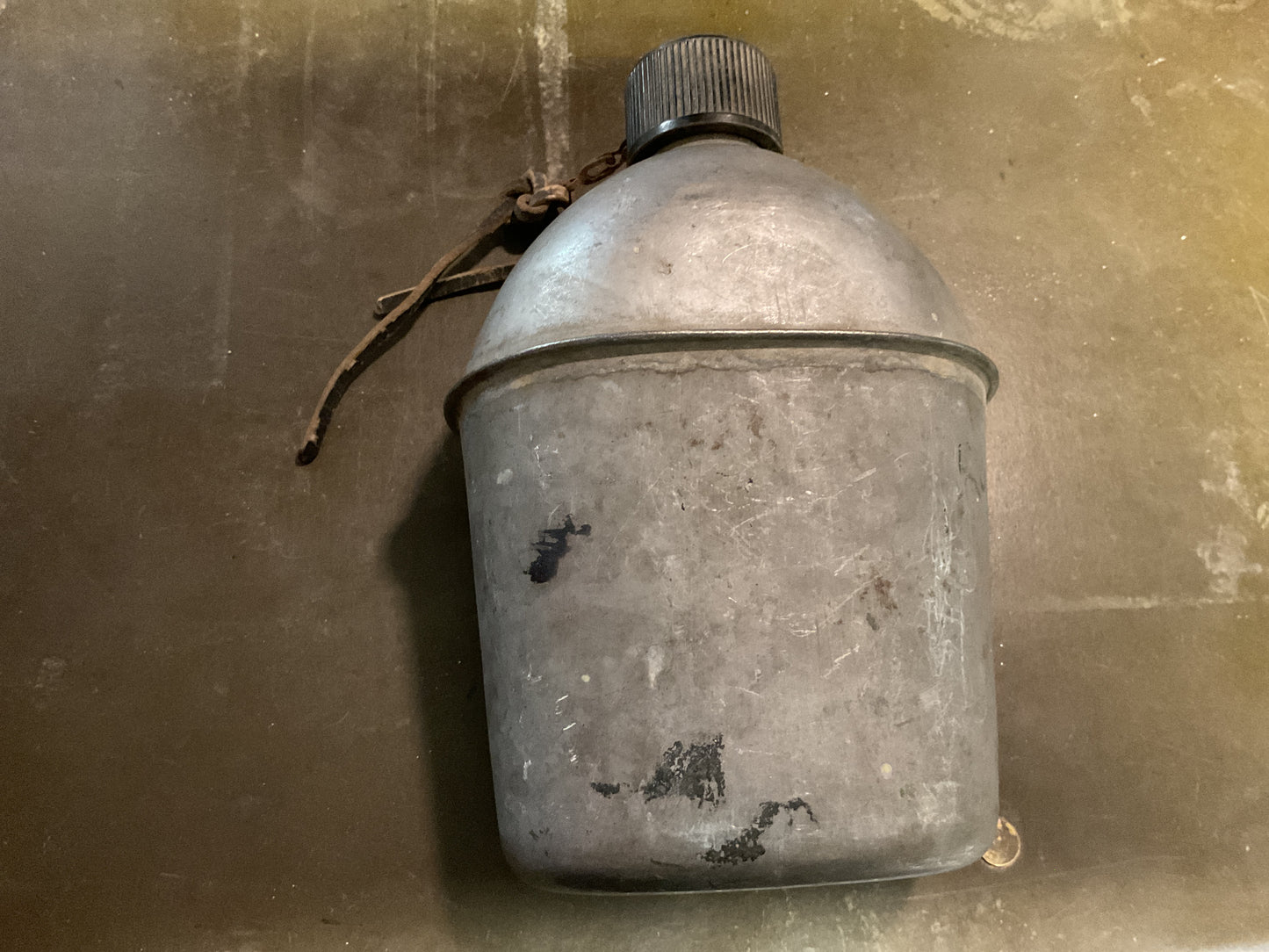 WWII Canteen no Cover (o)