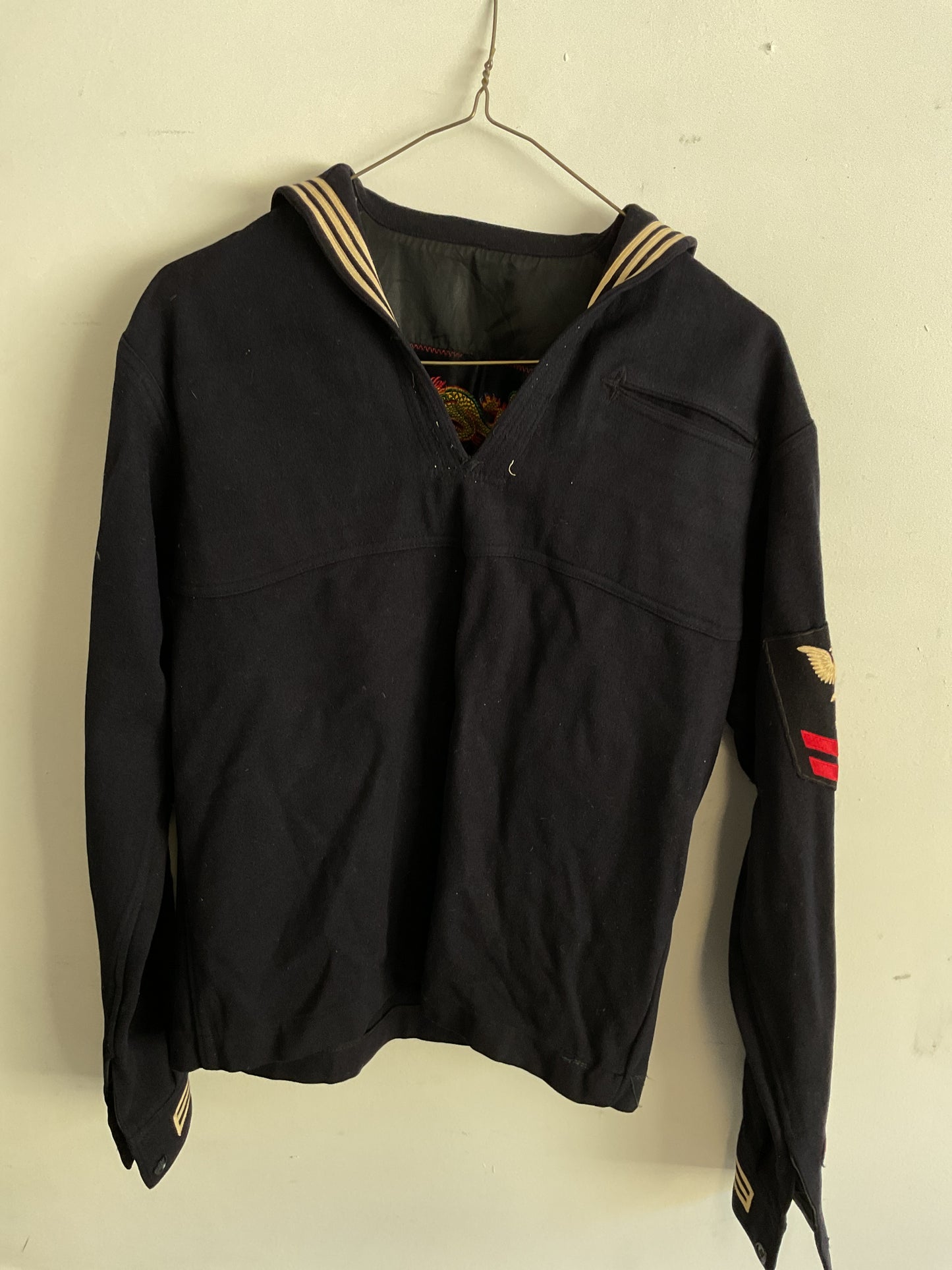 WWII U.S. Navy Dress Blue Jumper - Petty Officer Second Class Machinist’s Mate with Dragon Embroidery - Size Medium (Estimated)