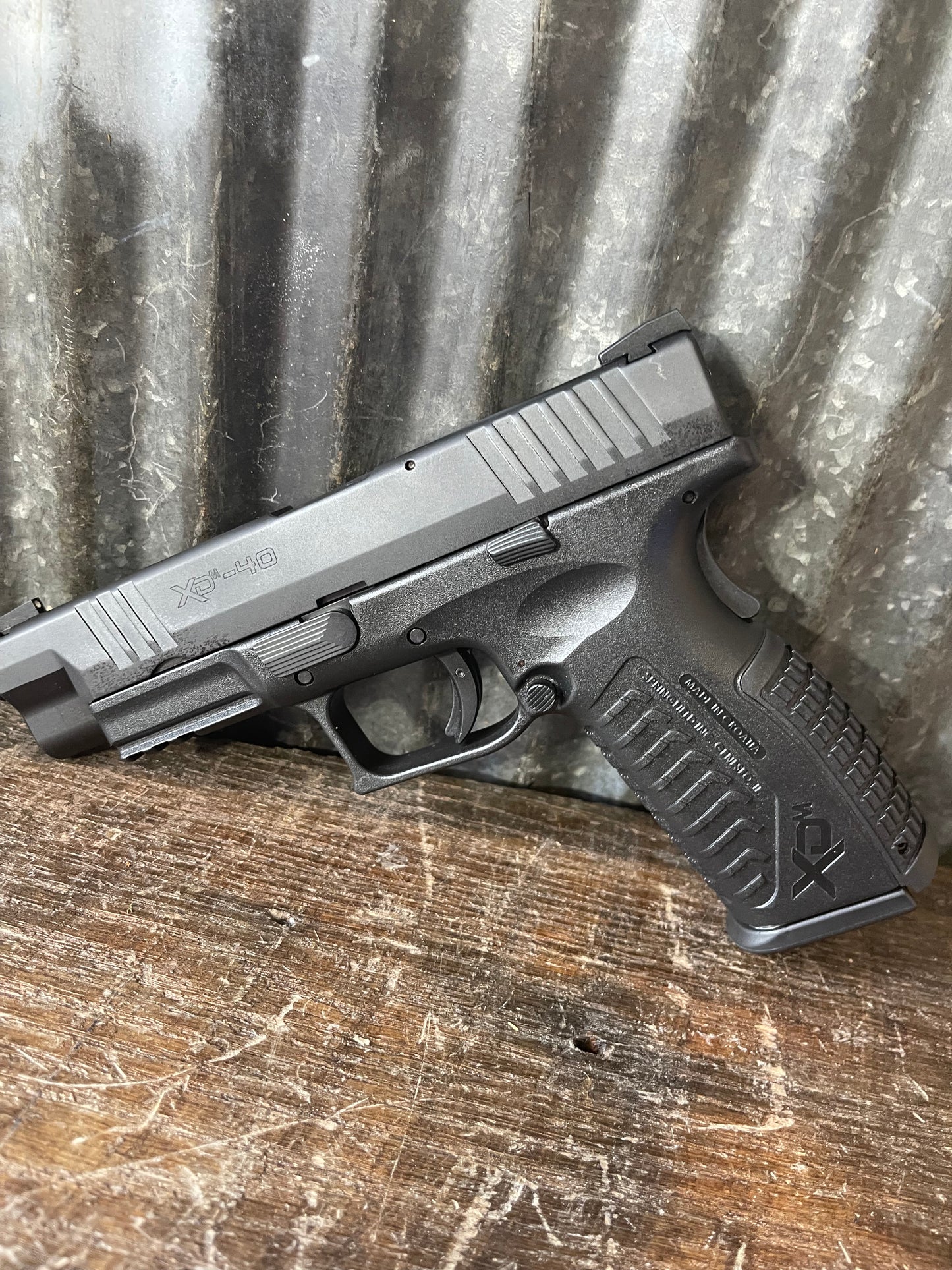 Springfield Armory XDM-40 .40 S&W Pistol with Factory Box & Accessories
