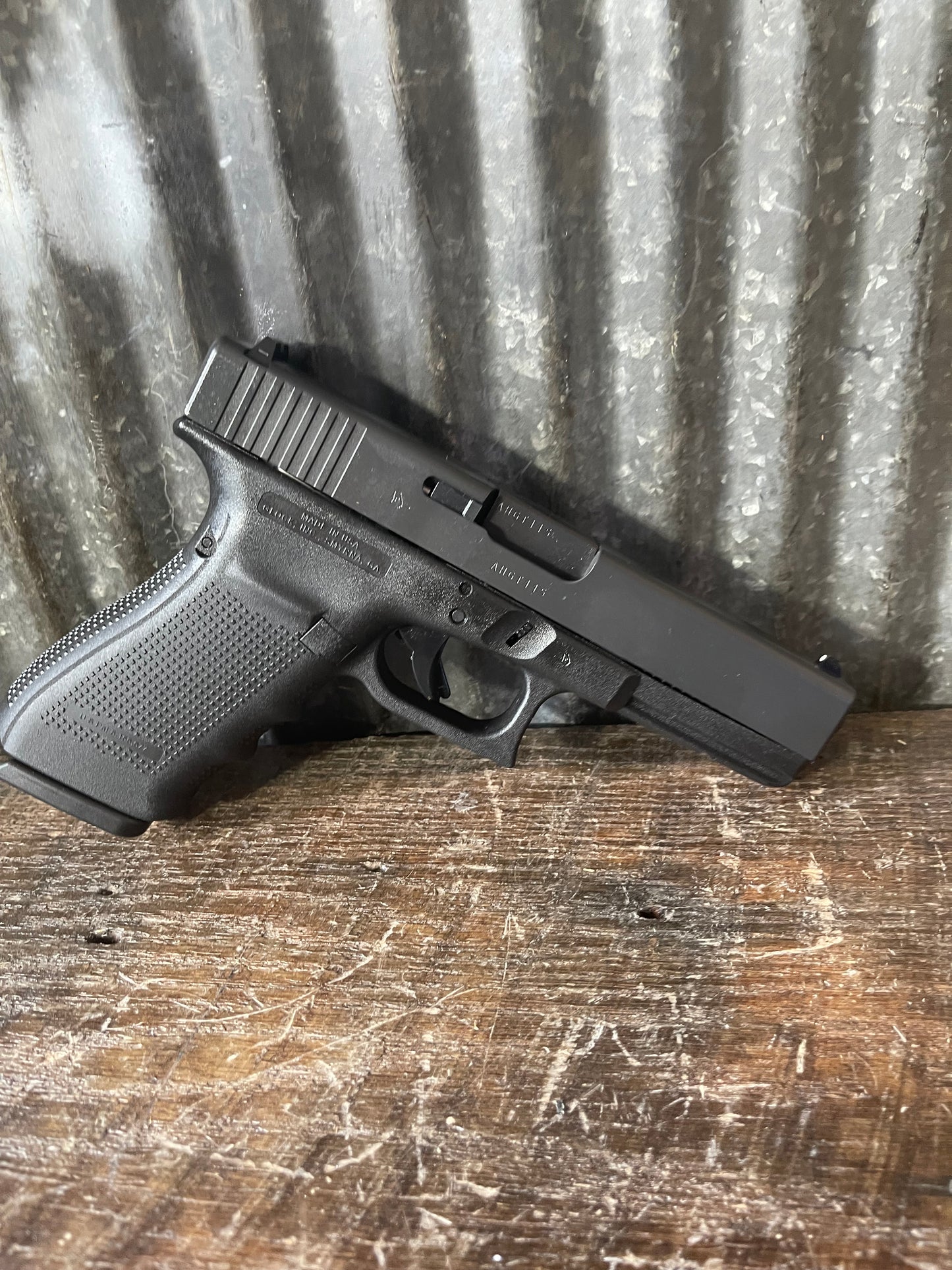 Glock 20 Gen 4 10mm Auto Pistol with Box & 3 Magazines