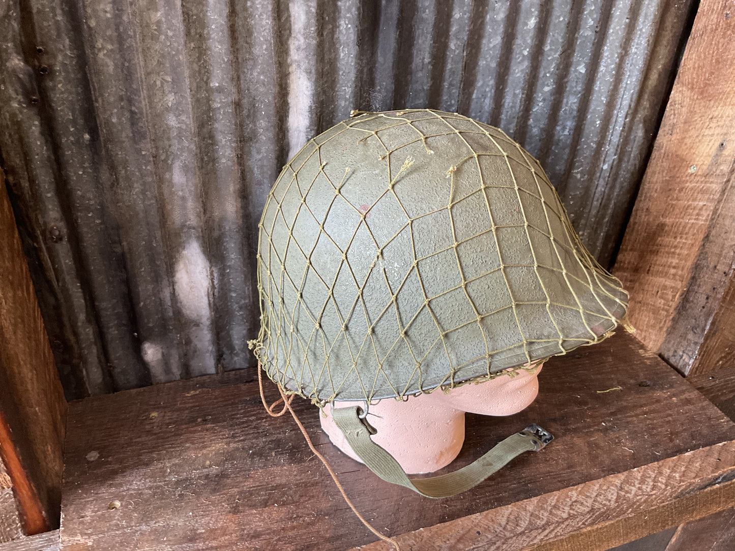 U.S. M1 Schleuter Helmet rear seem swivel bale Westinghouse Liner named