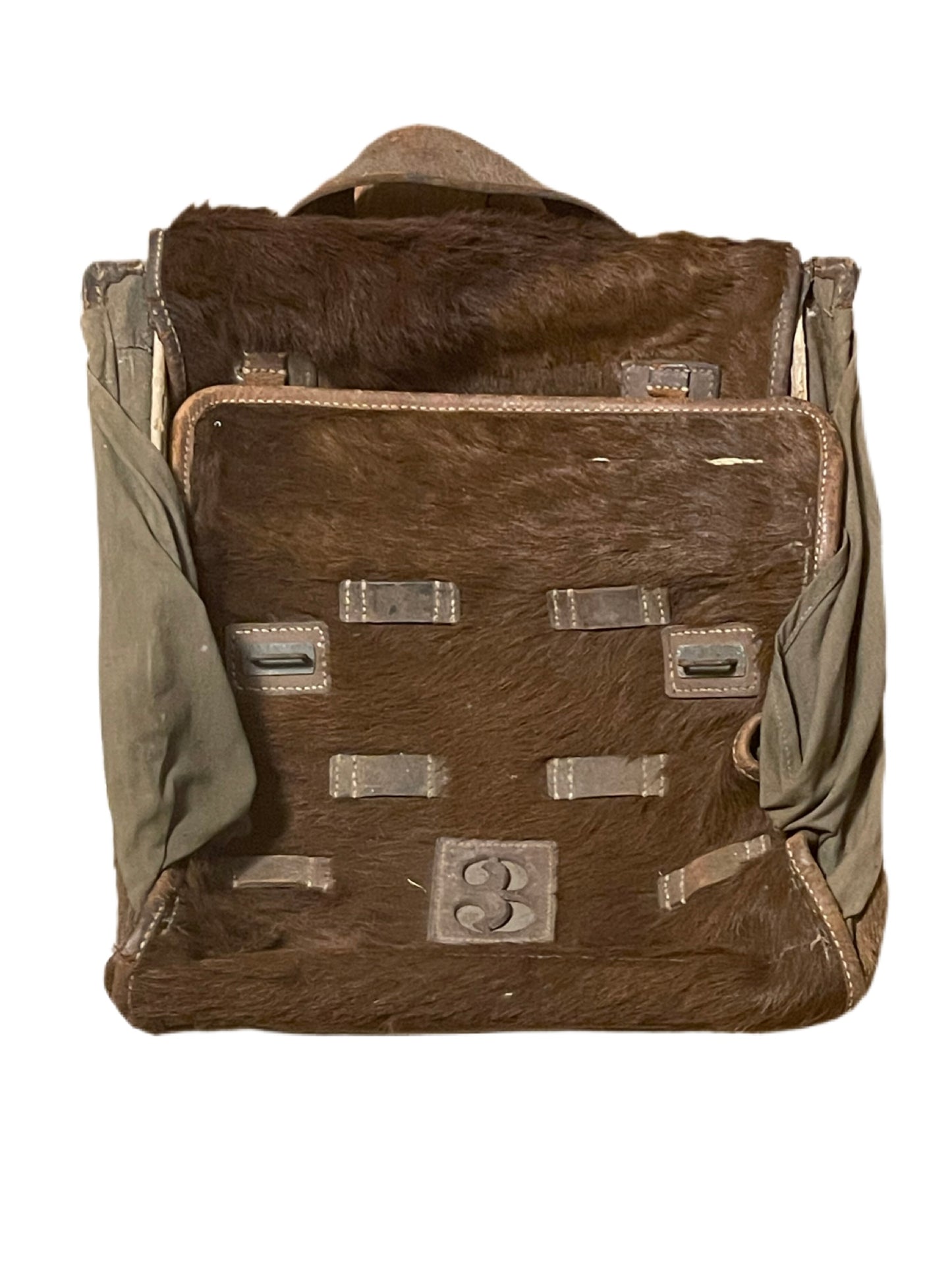 WWII Signalman Cowhide Backpack Model 3 (Fernsprechtornister) – Dated 1940