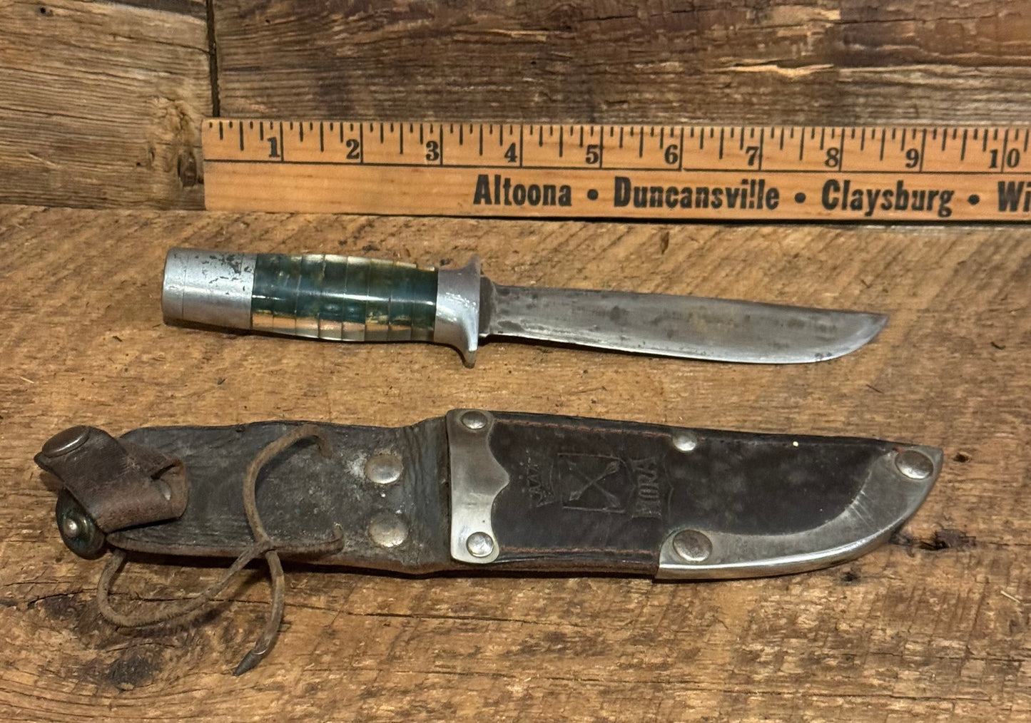 WWII Theatre Knife- Green Clear