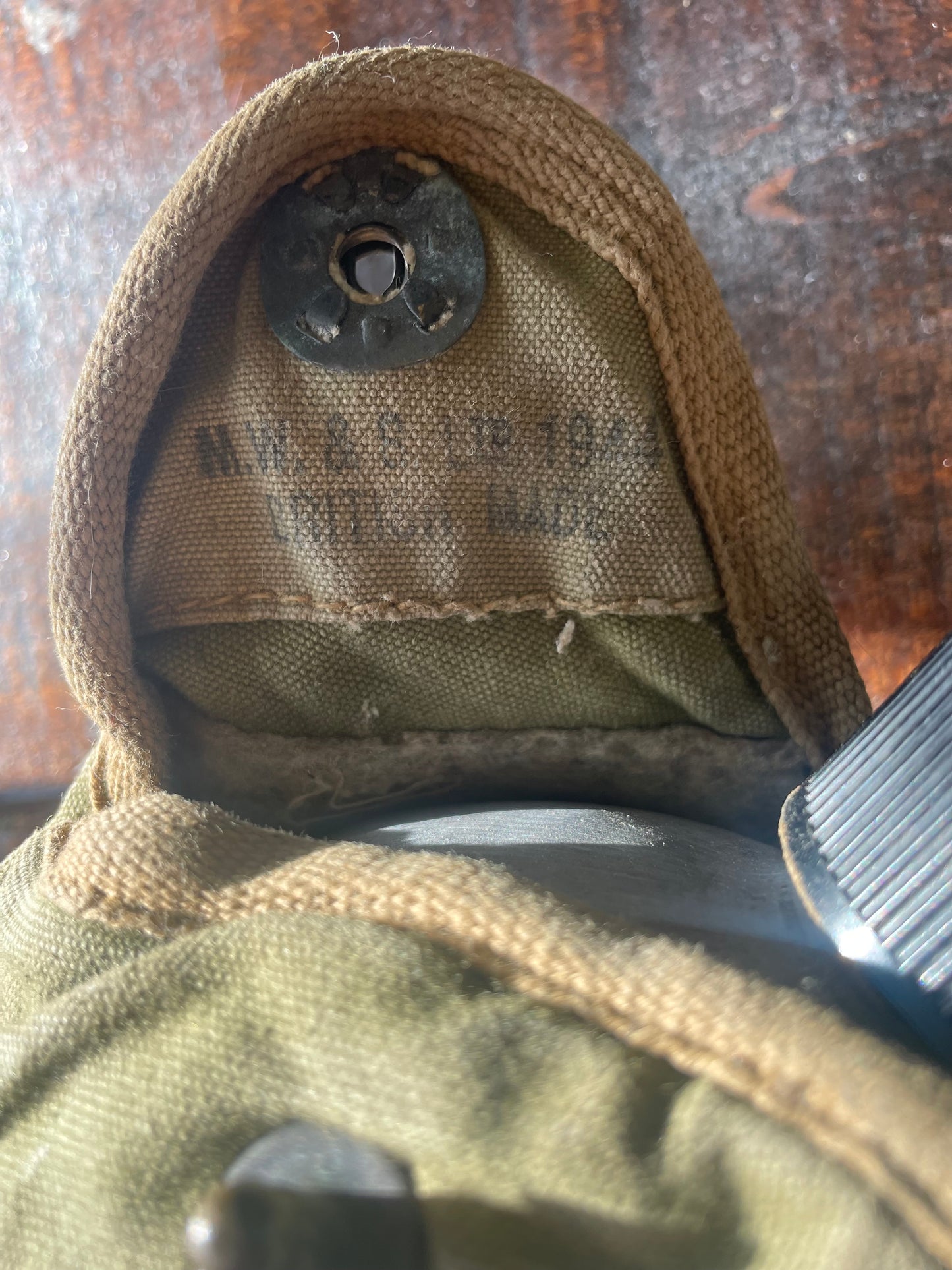 WWII British Canteen Cover with Swanson Canteen and EACO cup