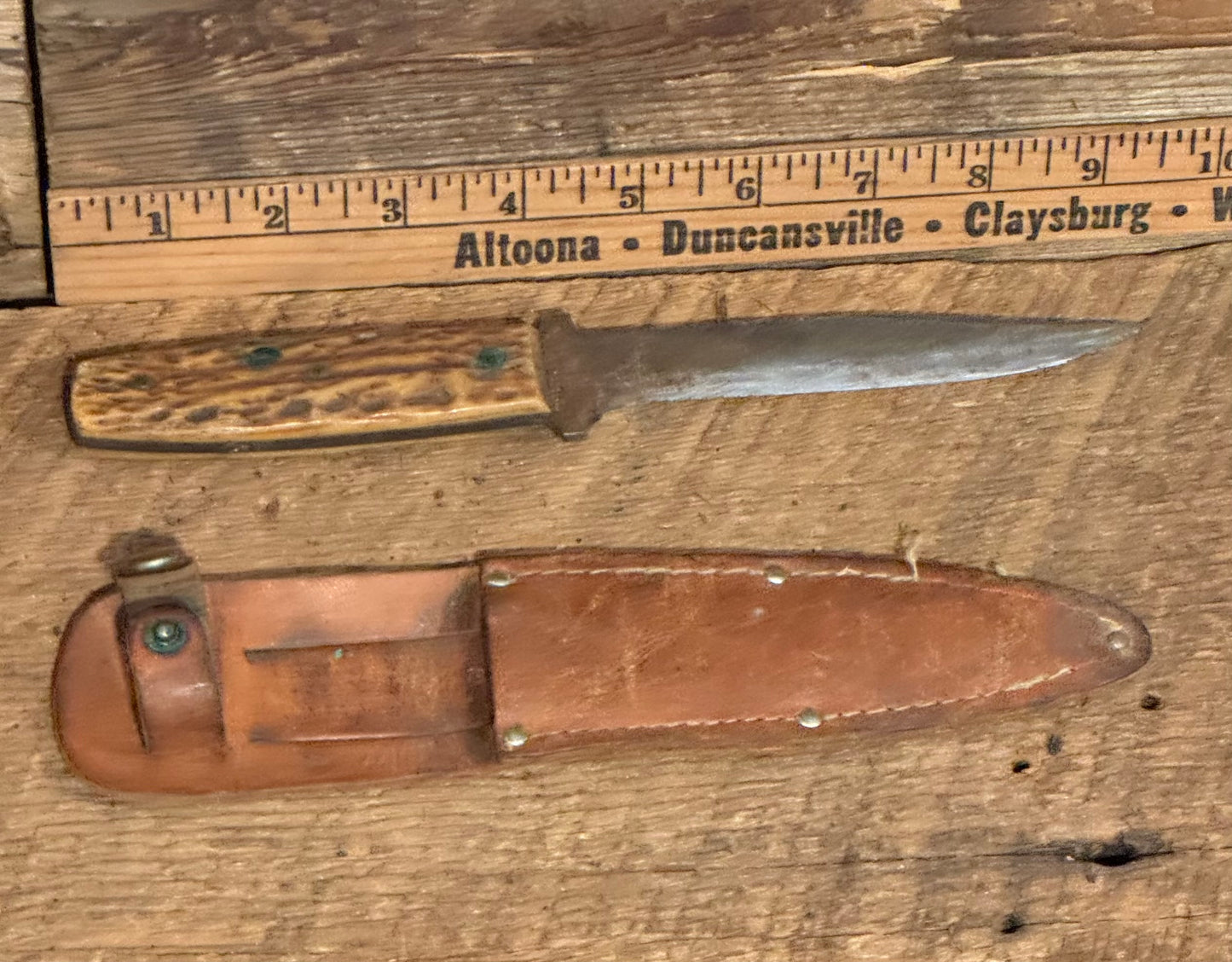 WWII Theatre Knife- Horn/Antler
