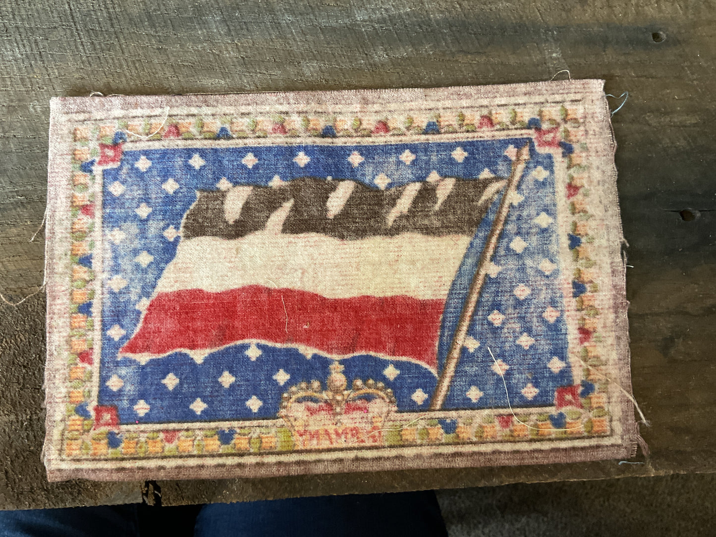 WWI Tobacco Felt Flag (approx 9x6)