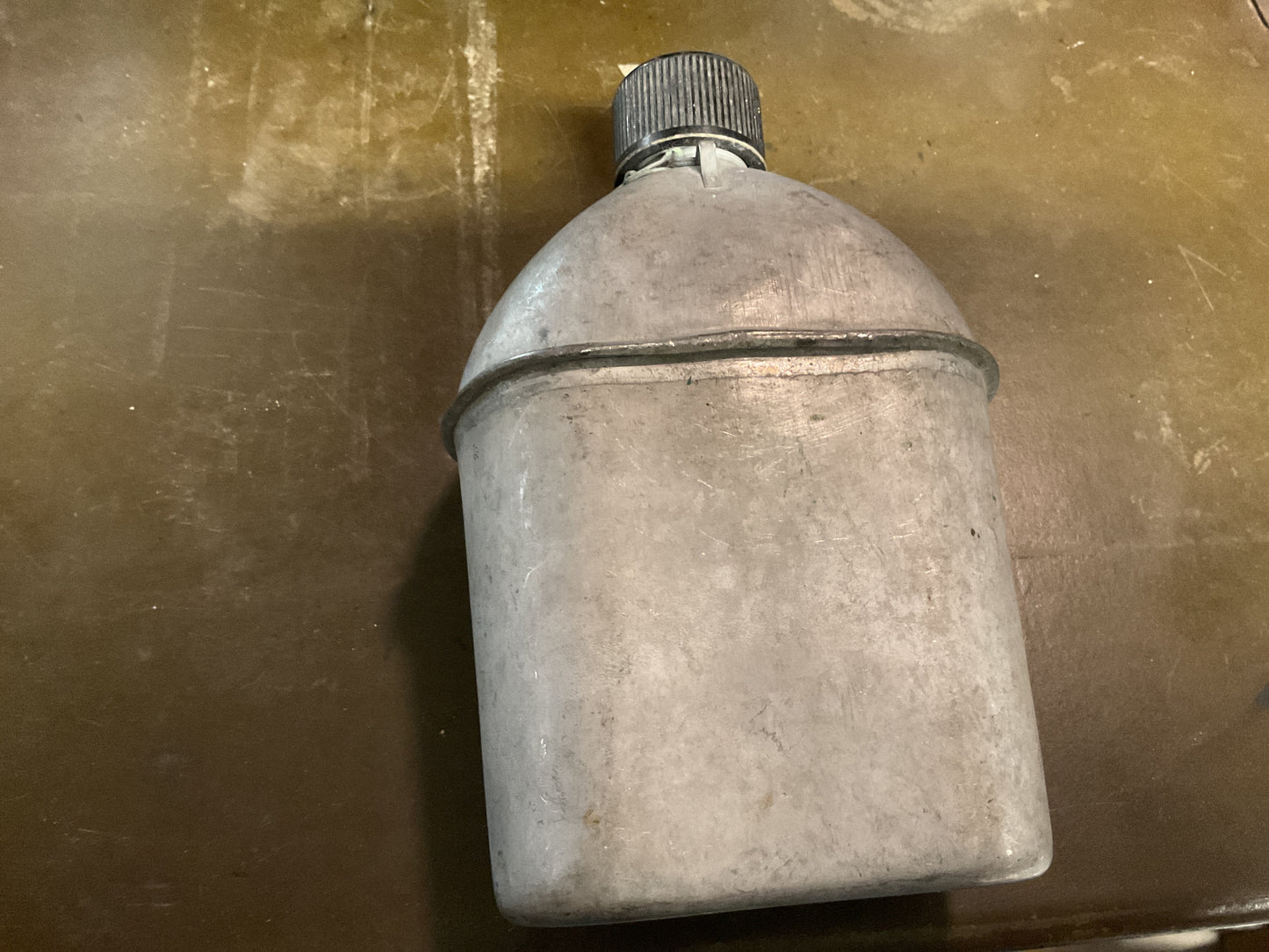 WWII Canteen no cover (j)