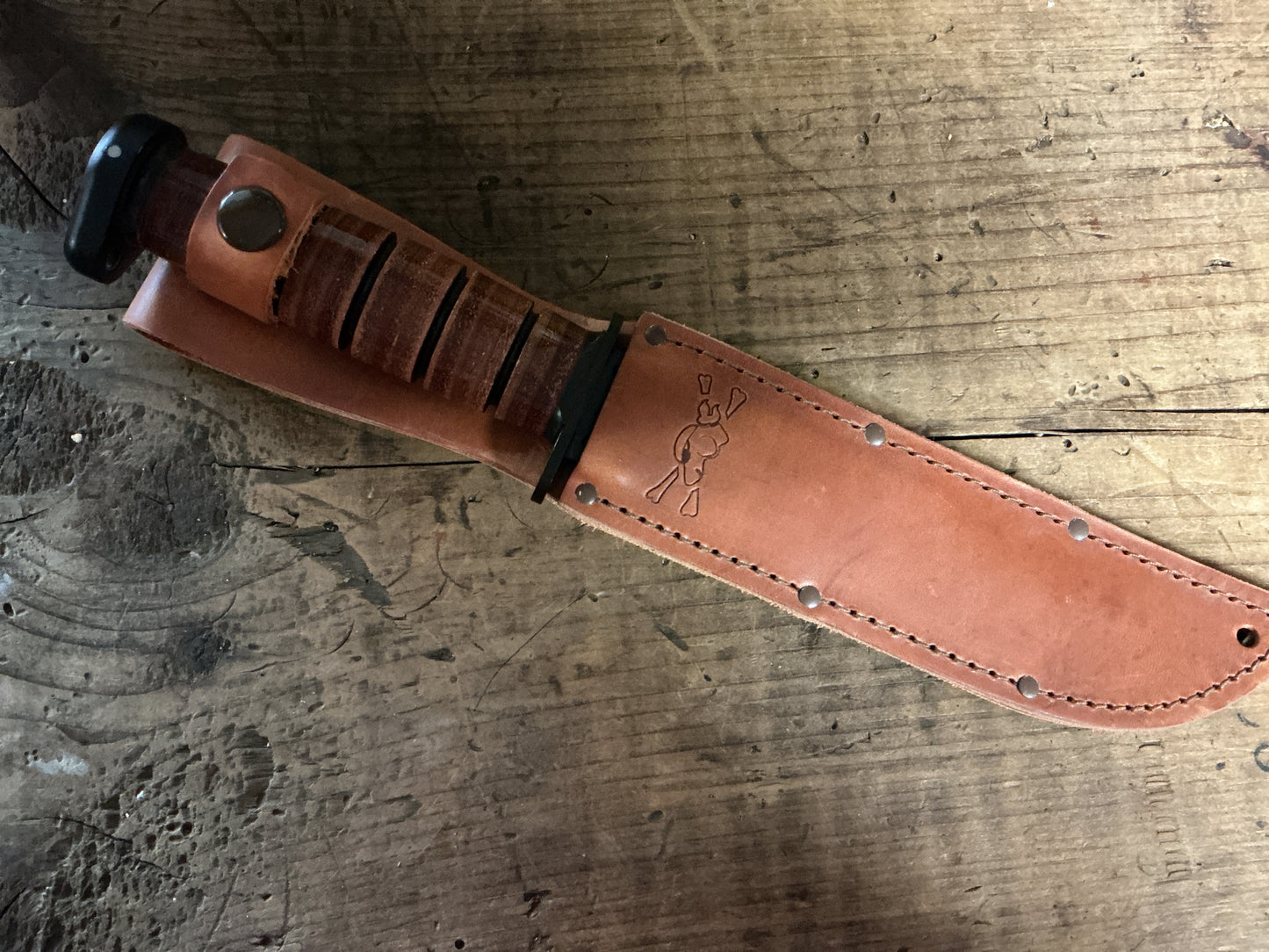 KA-BAR #1317 “Dog’s Head Fighting/Utility Knife”