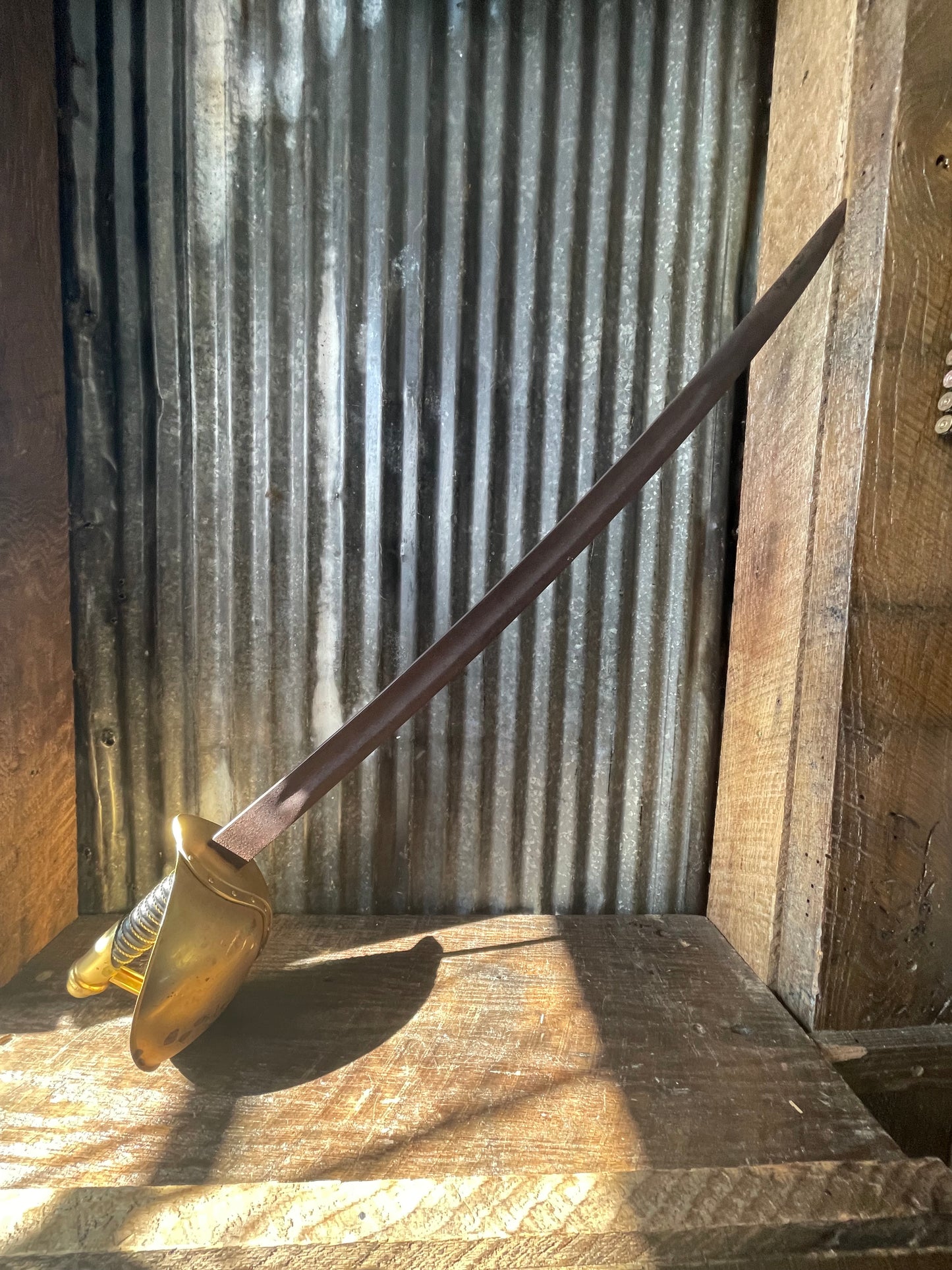 Naval Cutlass Style Sword – Reproduction – Brass Guard / Wire-Wrapped Grip