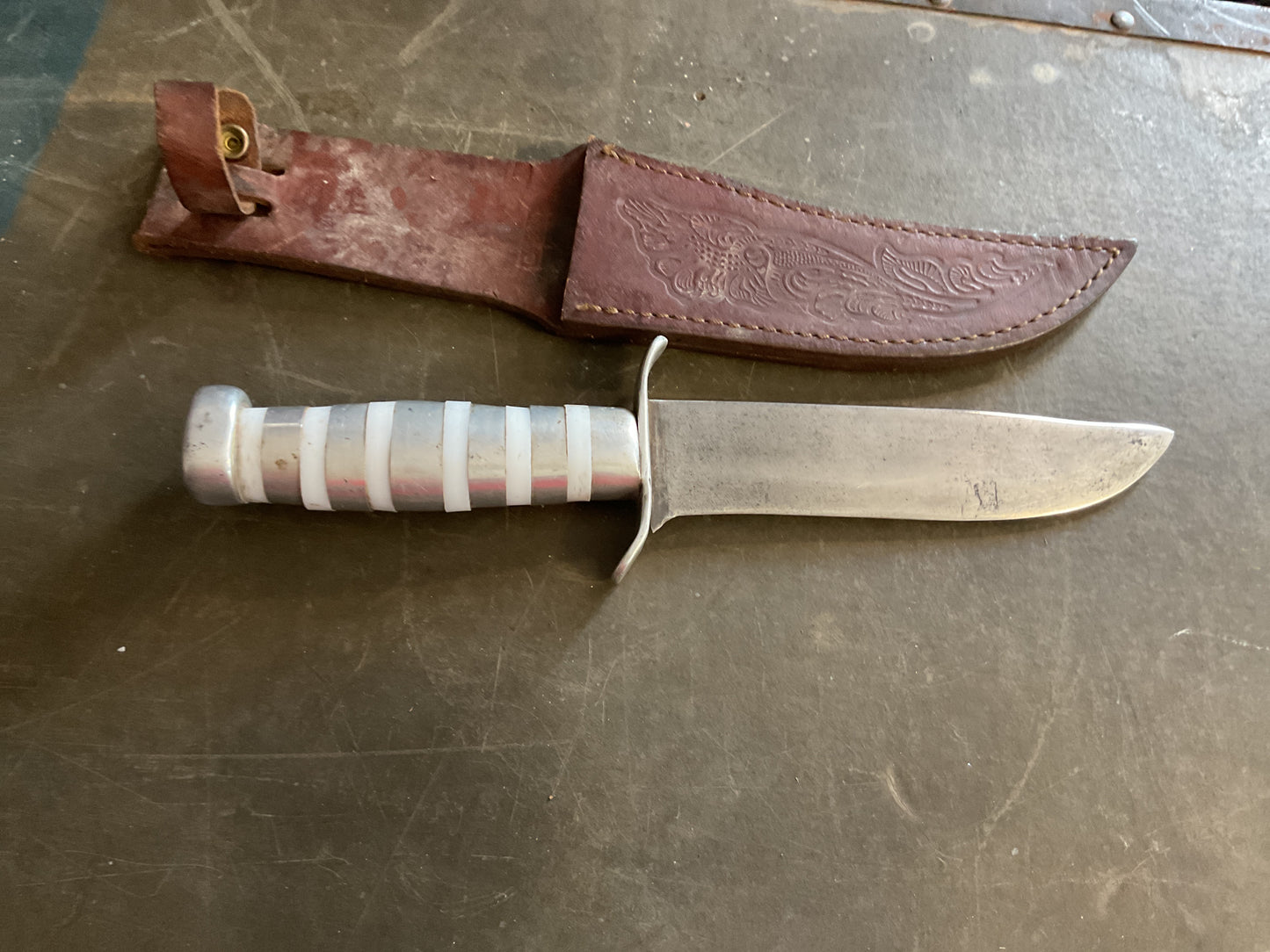 WWII Theatre Knife (silver& white handle)