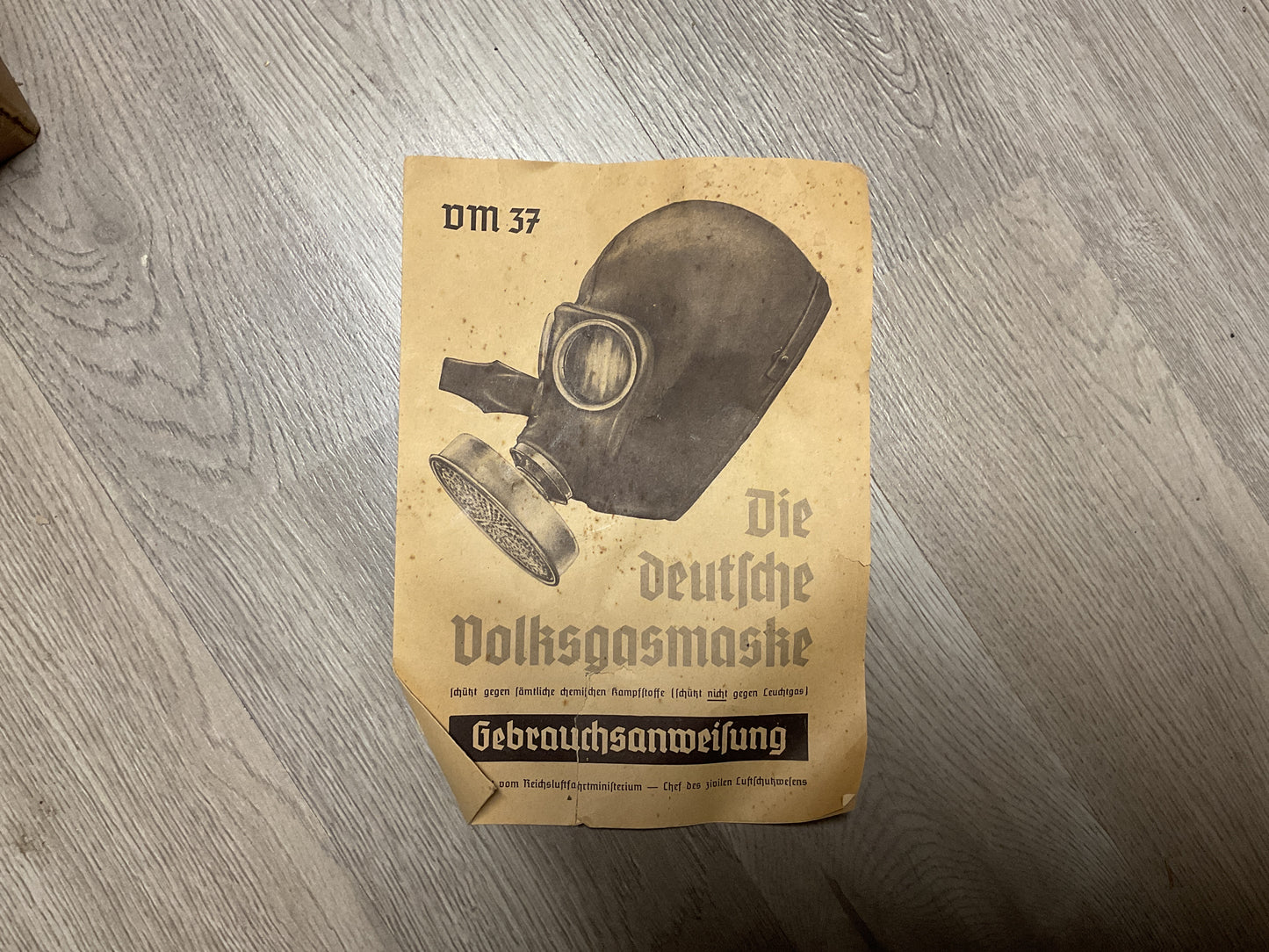 WWII German VM37 Civilian Gas Mask Set (Volksgasmaske) w/ Filter, Box, and Instructions
