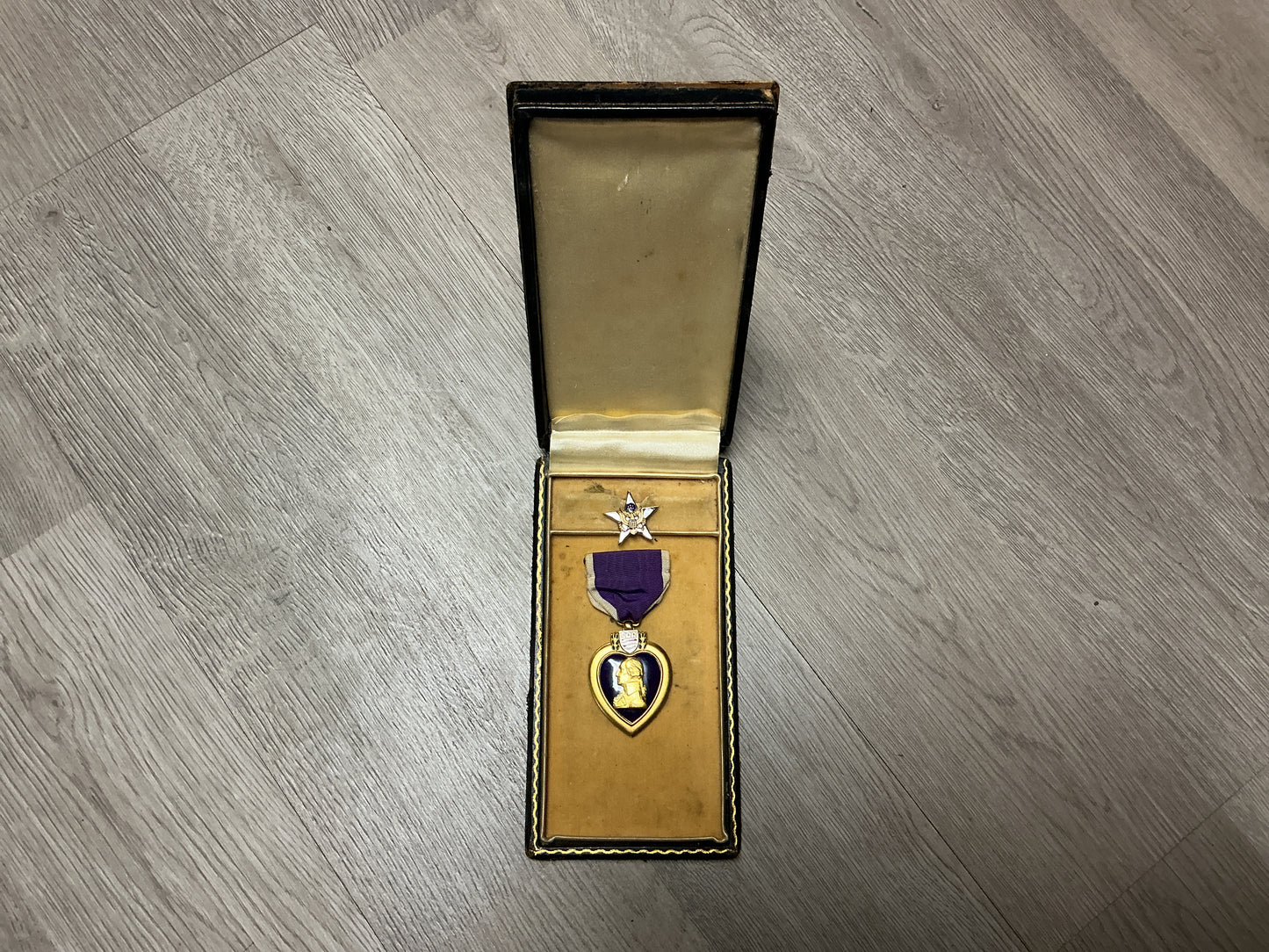 U.S. Purple Heart Medal in Original Presentation Case