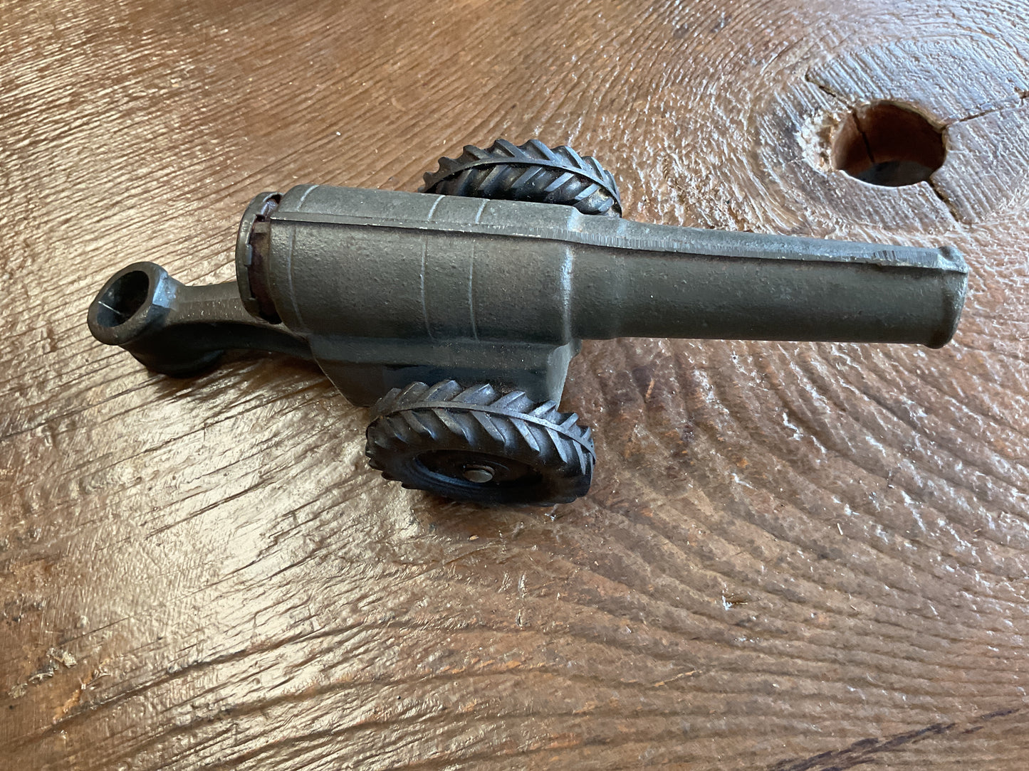 Dinky Toys Cannon