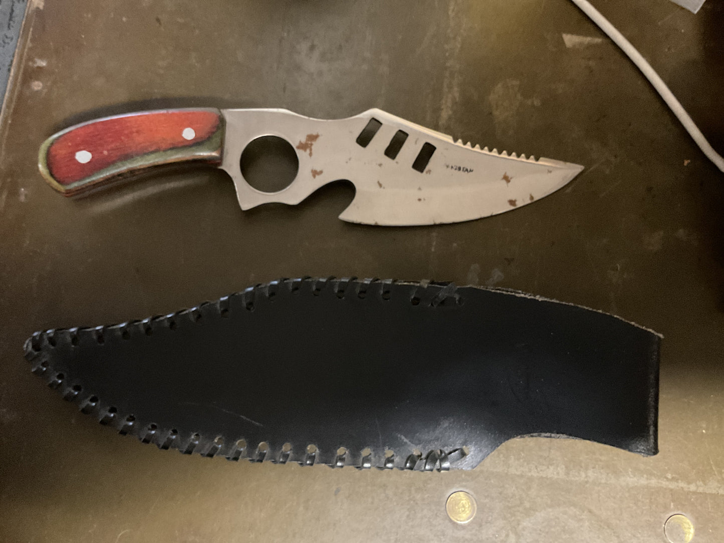 White Tail Cutlery Fixed Blade Knife with Sheath