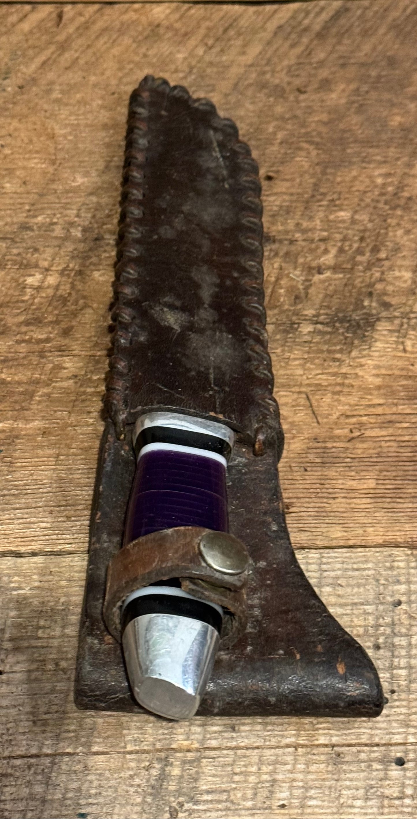 WWII Theatre Knife-Silver & Black/Purple