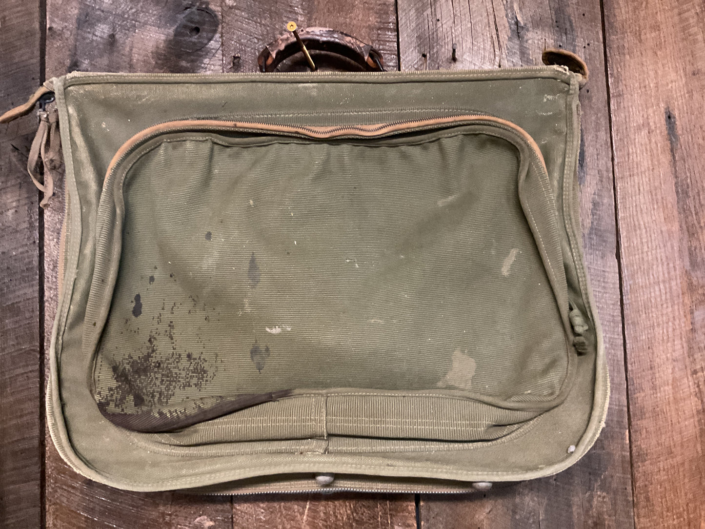 WWII Army/Airforce Garment Bag
