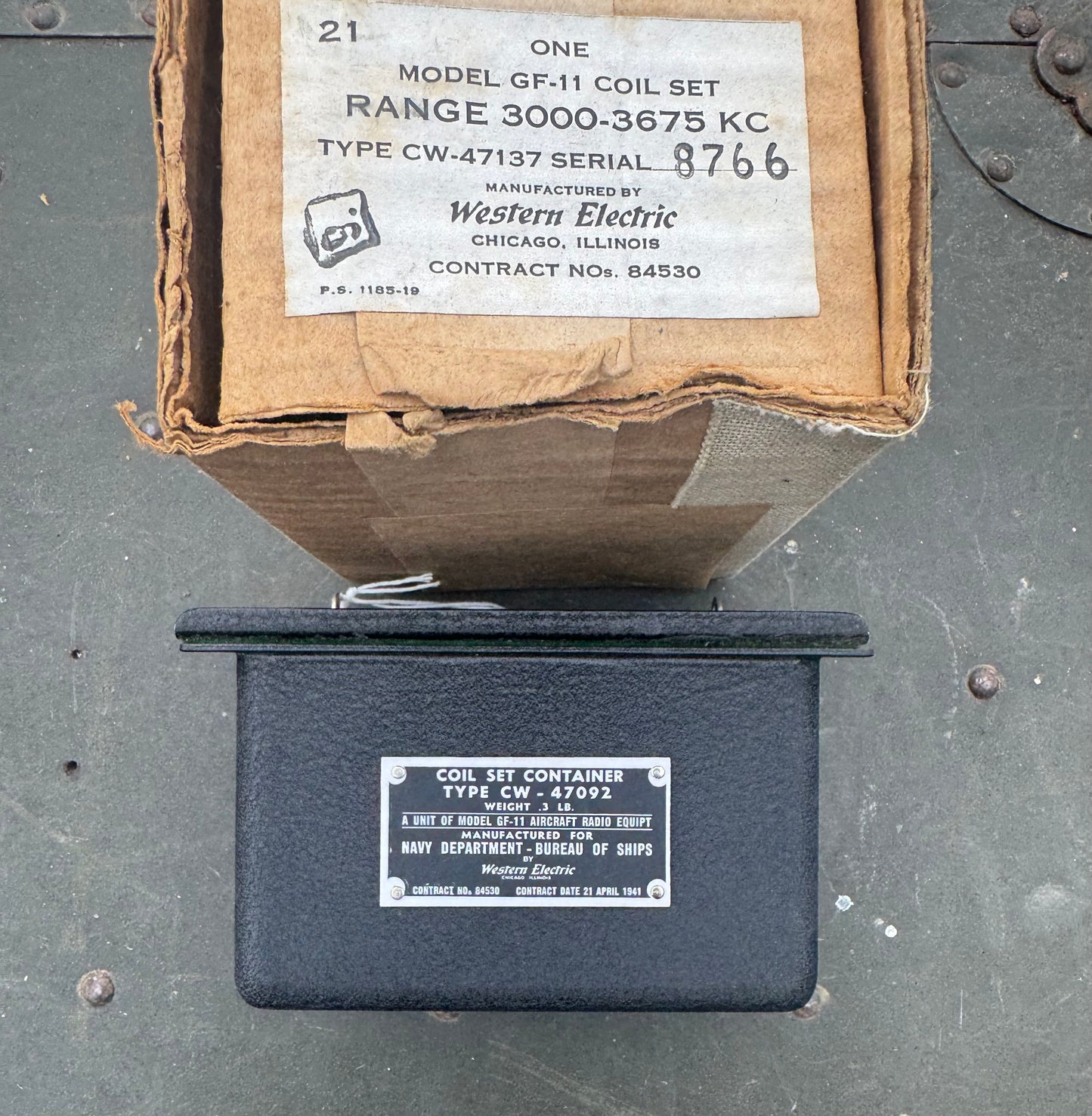 WWII/U.S. Navy GF-11 Coil Set & Container