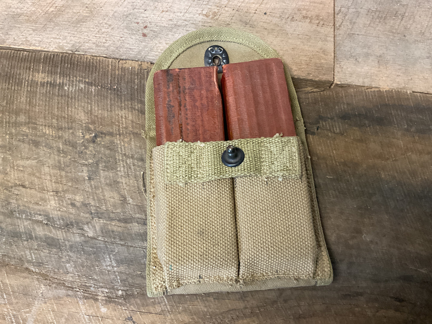 WWII 1943 Dated US M1 Carbine Mag Pouch