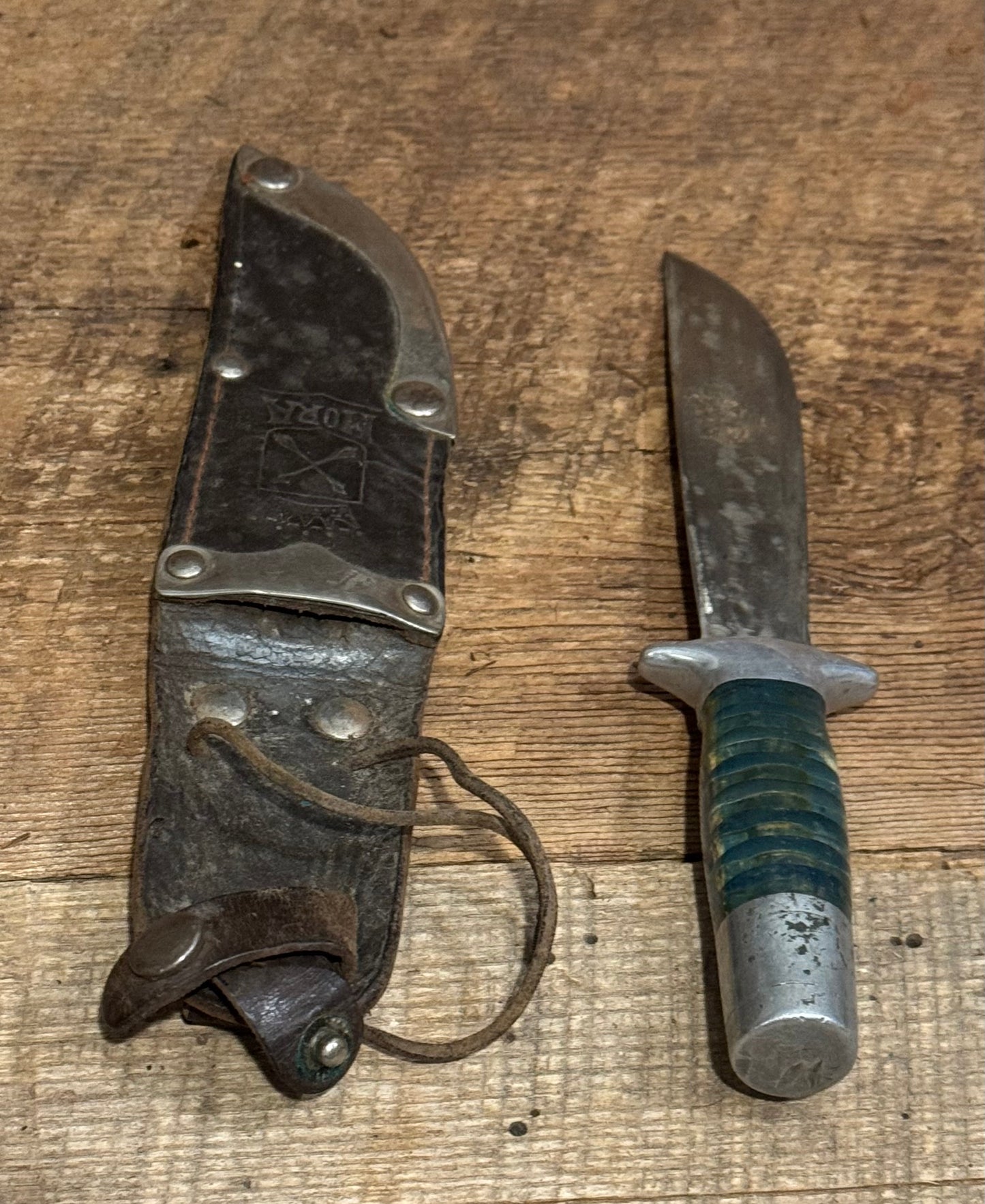 WWII Theatre Knife- Green Clear
