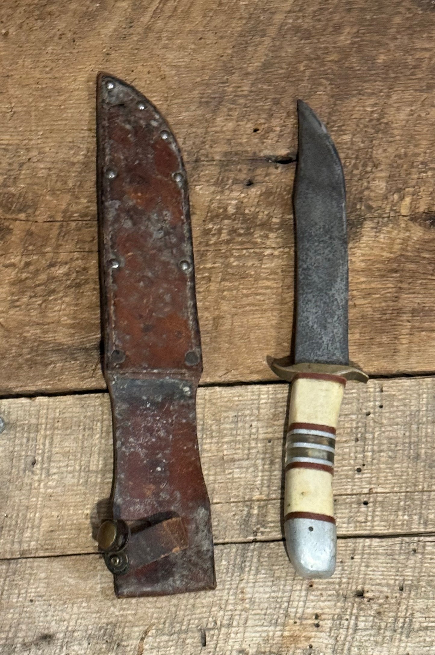 WWII Theatre Knife- Cream
