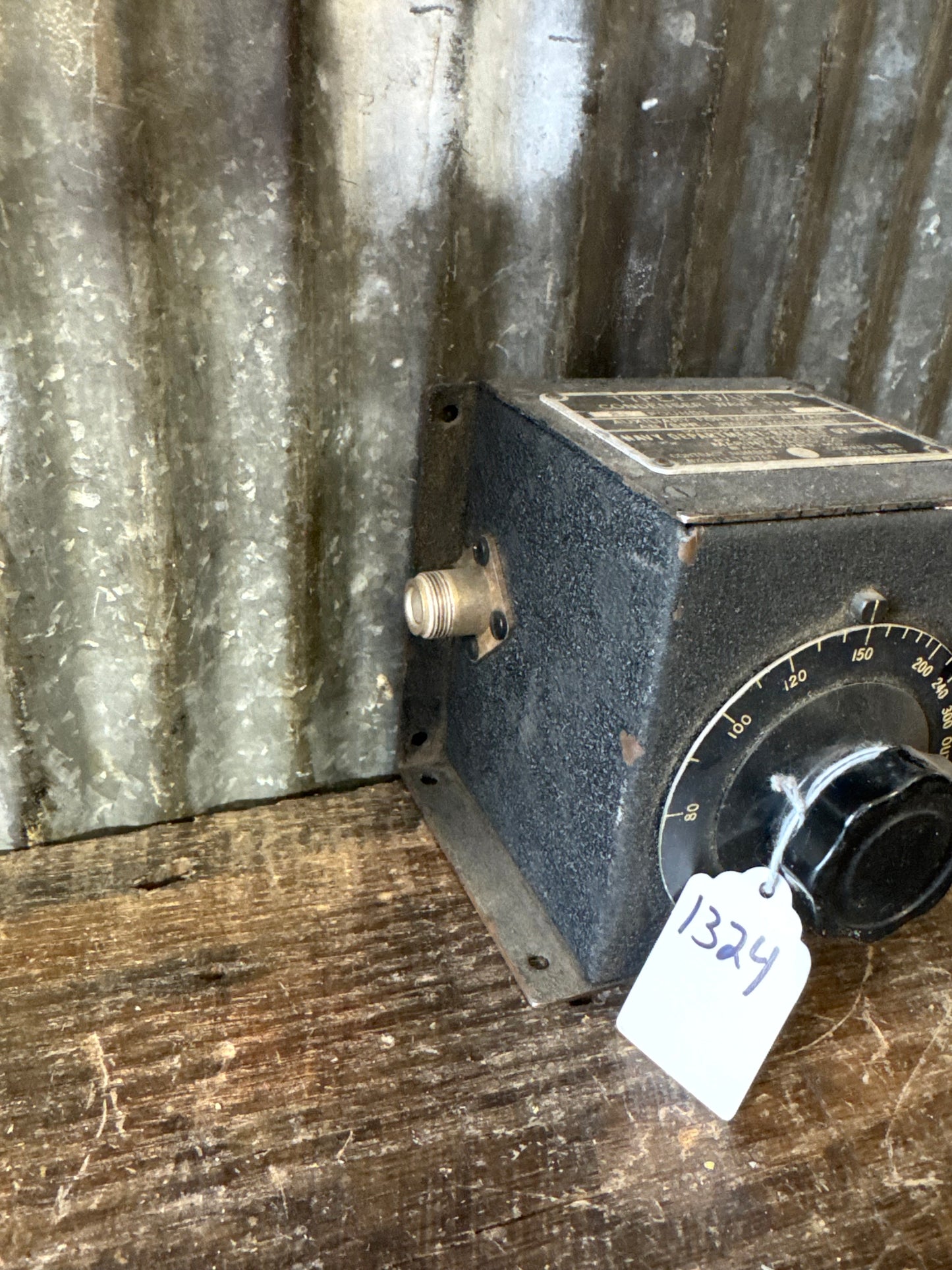 Type F-19/UPR Condenser Wave Trap