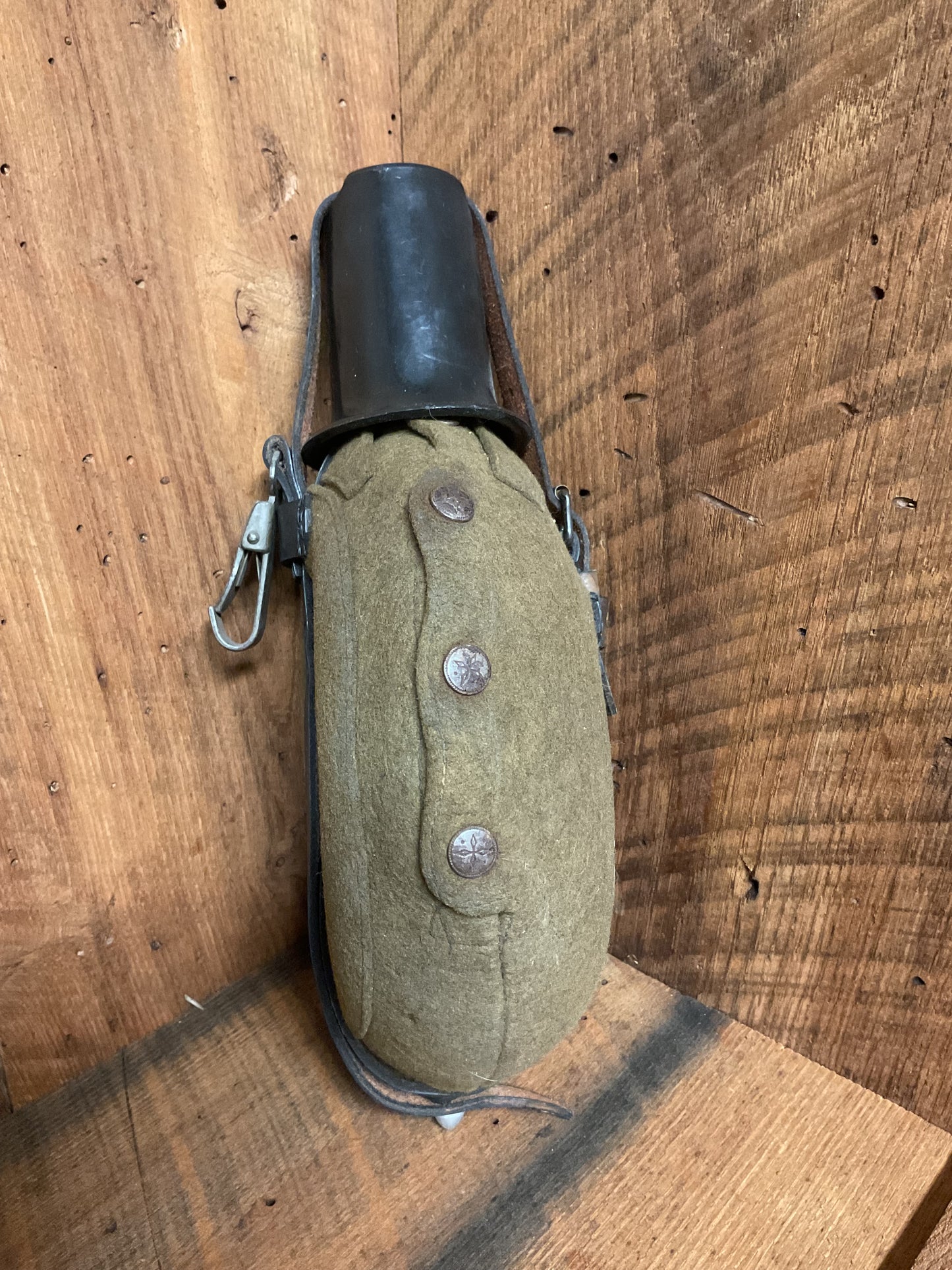 WW2 German Canteen with Bakelite Cup