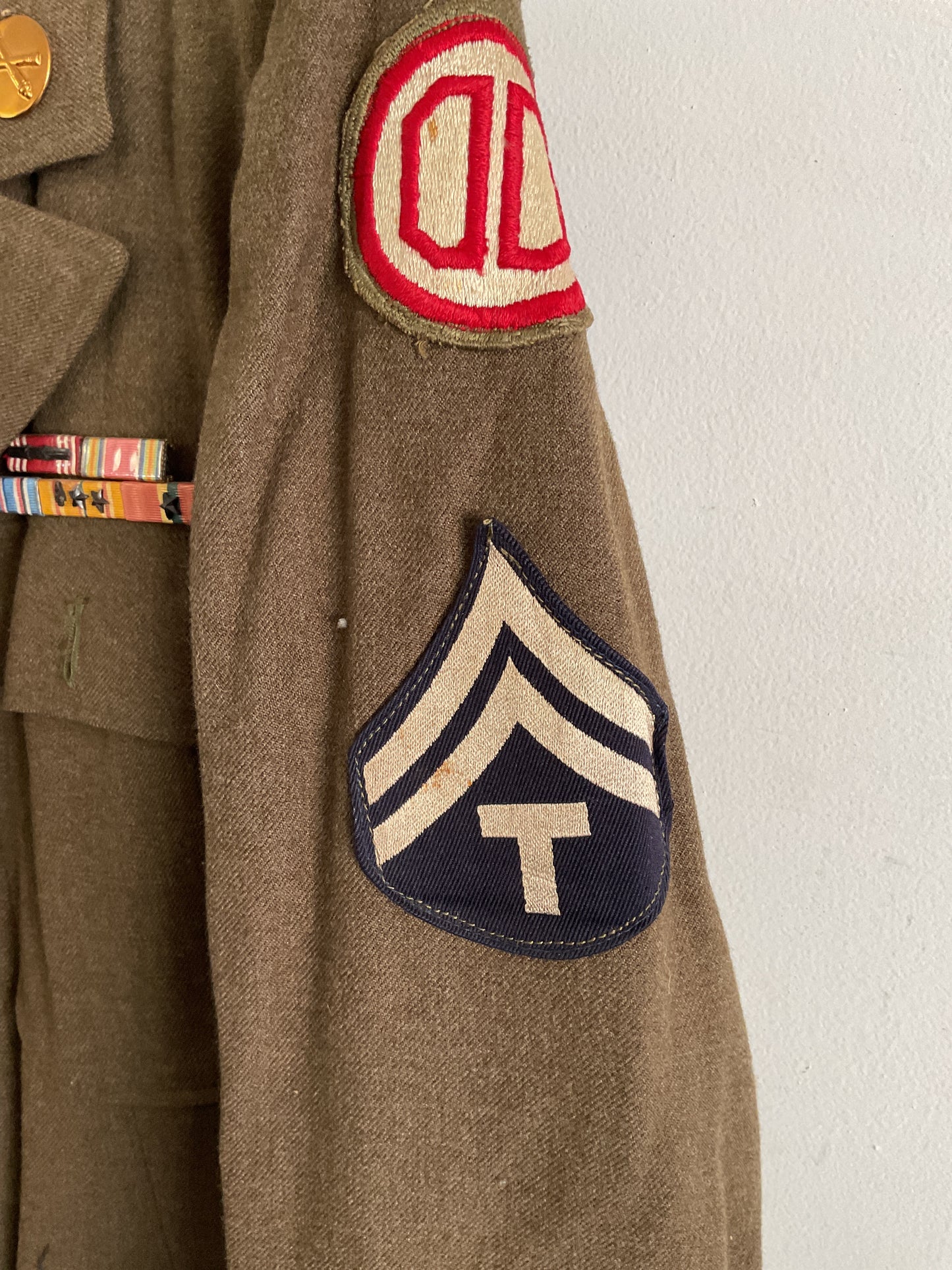 WWII 31st Infantry Jacket w/ Pins and Ribbons