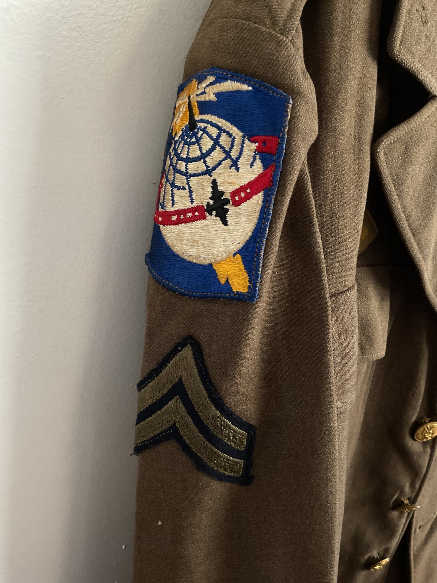 WWII US Army Air Corps Jacket-4th Air Force & Communication Patches