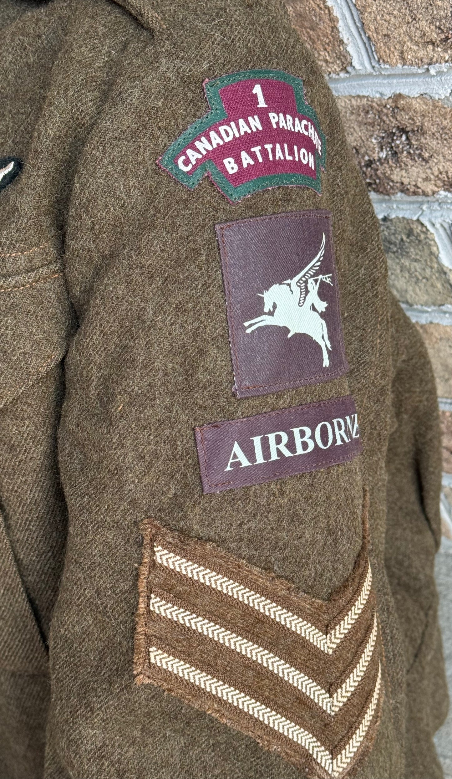 WWII Canadian Paratroopers Dress Uniform