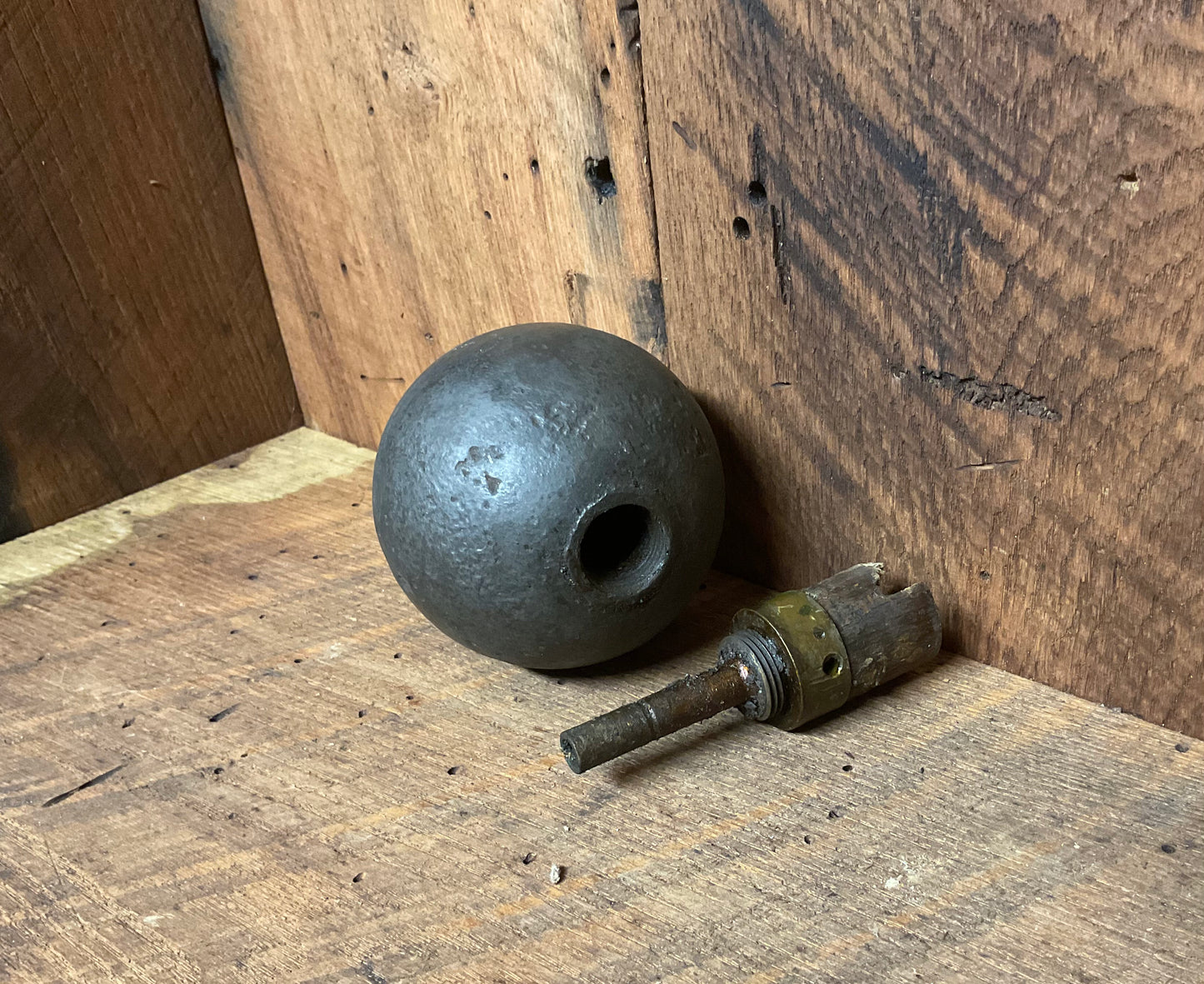 Inert French Pattern 1914 Bracelet Grenade