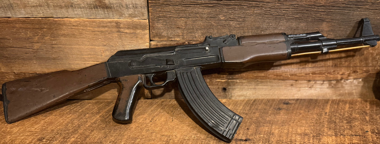 Vietnam Era Ak47 Trainer Rubber Duck-Rare