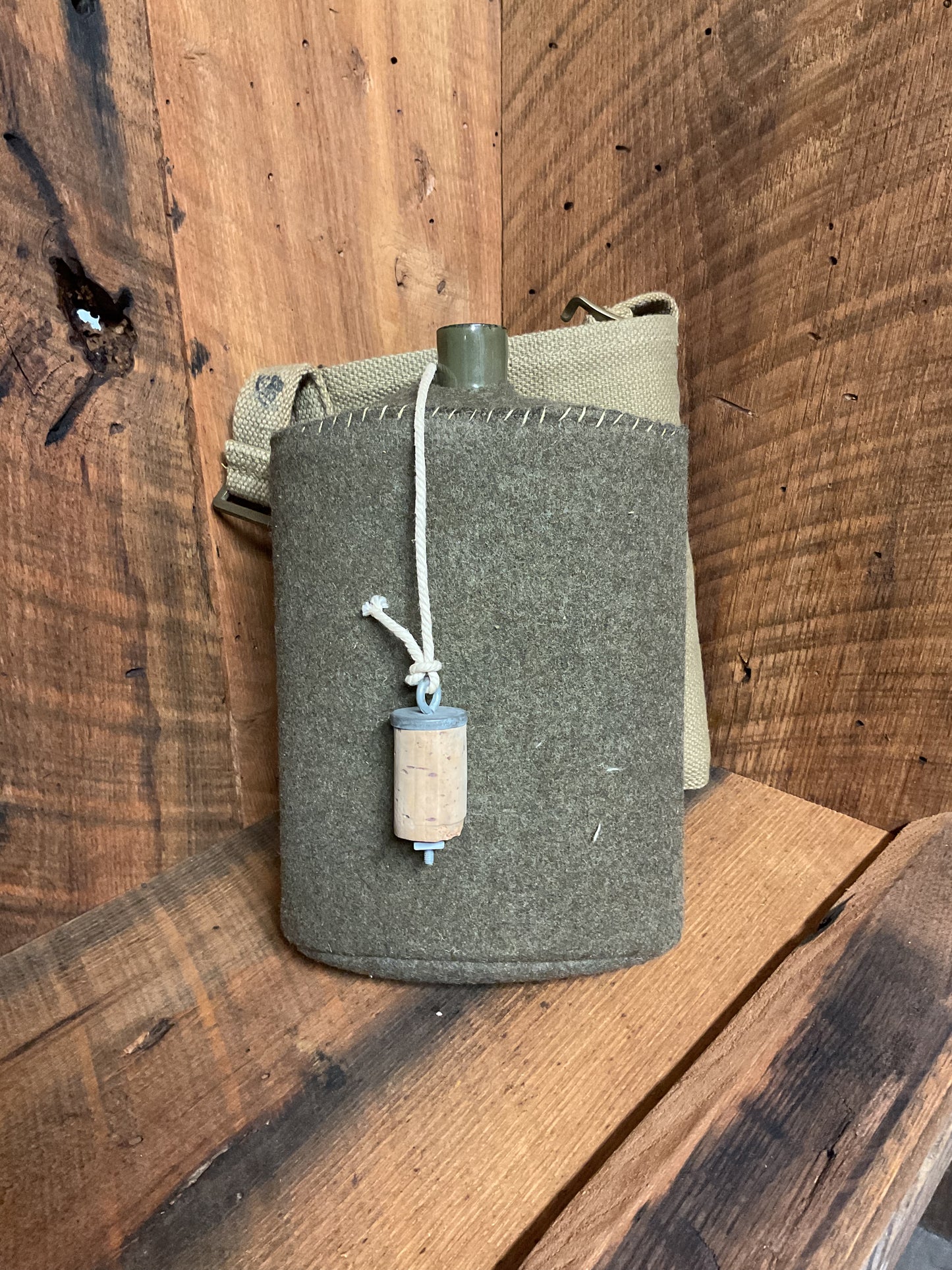 Reproduction M37 British Canteen