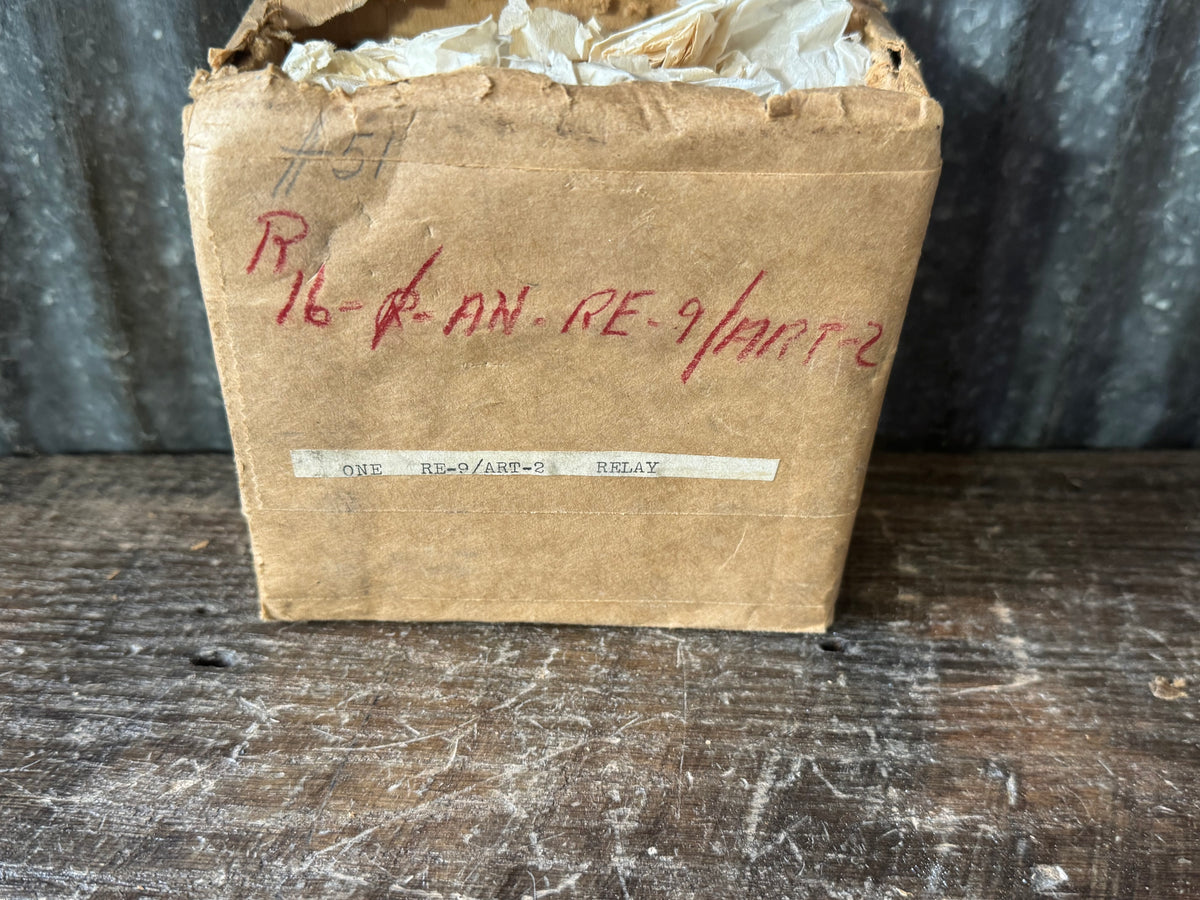 WWII U.S. Navy RE-9/ART-2 Antenna Transfer Relay – Original Box