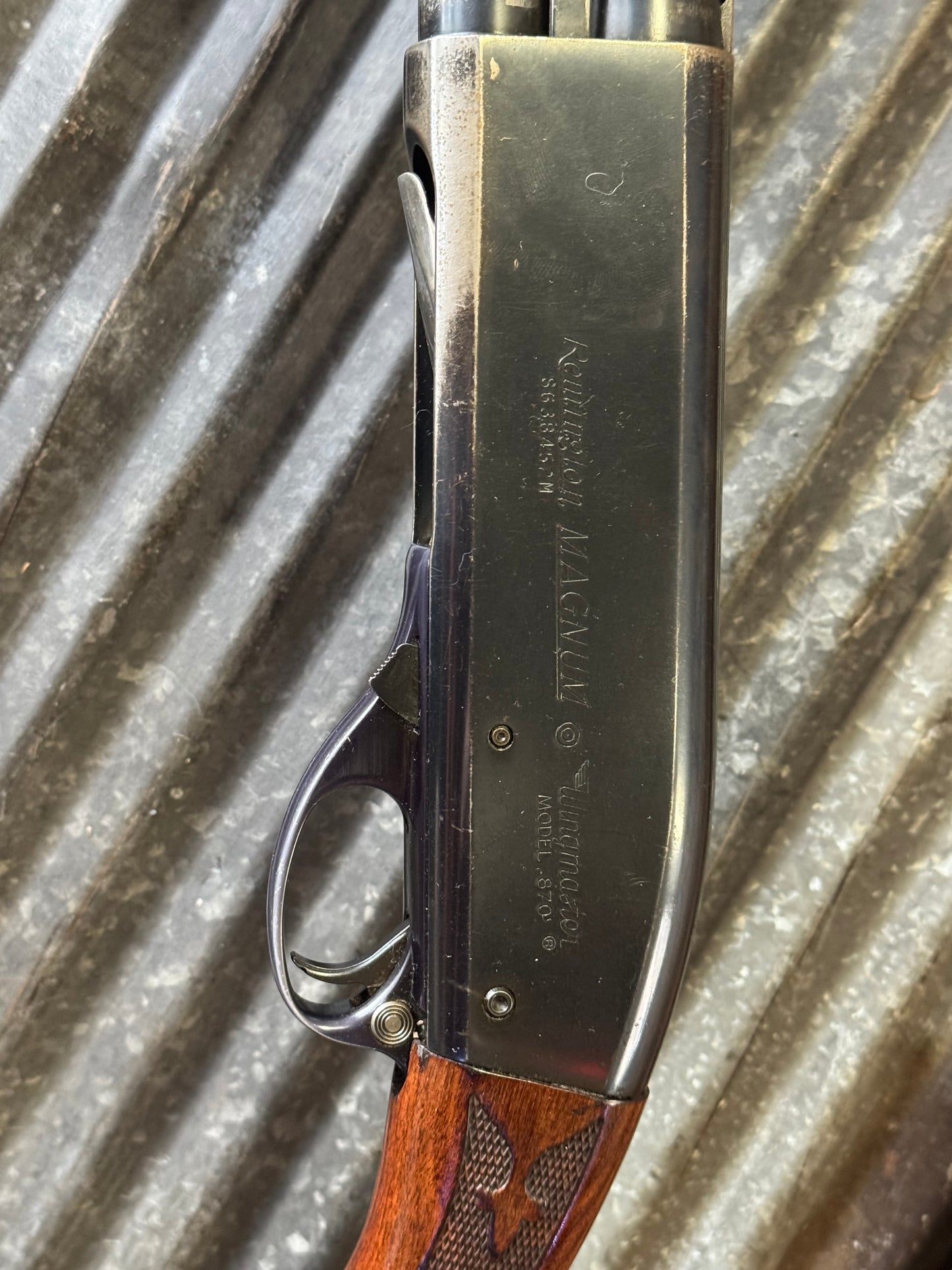 Remington Wingmaster Magnum
12 Gauge Semi-Auto Shotgun