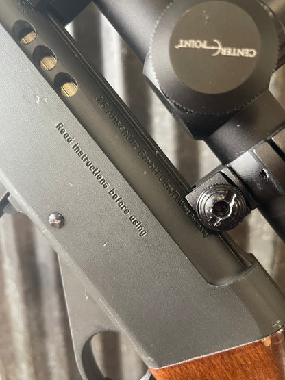 Anschütz Model 525 Semi-Automatic .22 LR Rifle w/ 3-9x Scope & 2 Magazines