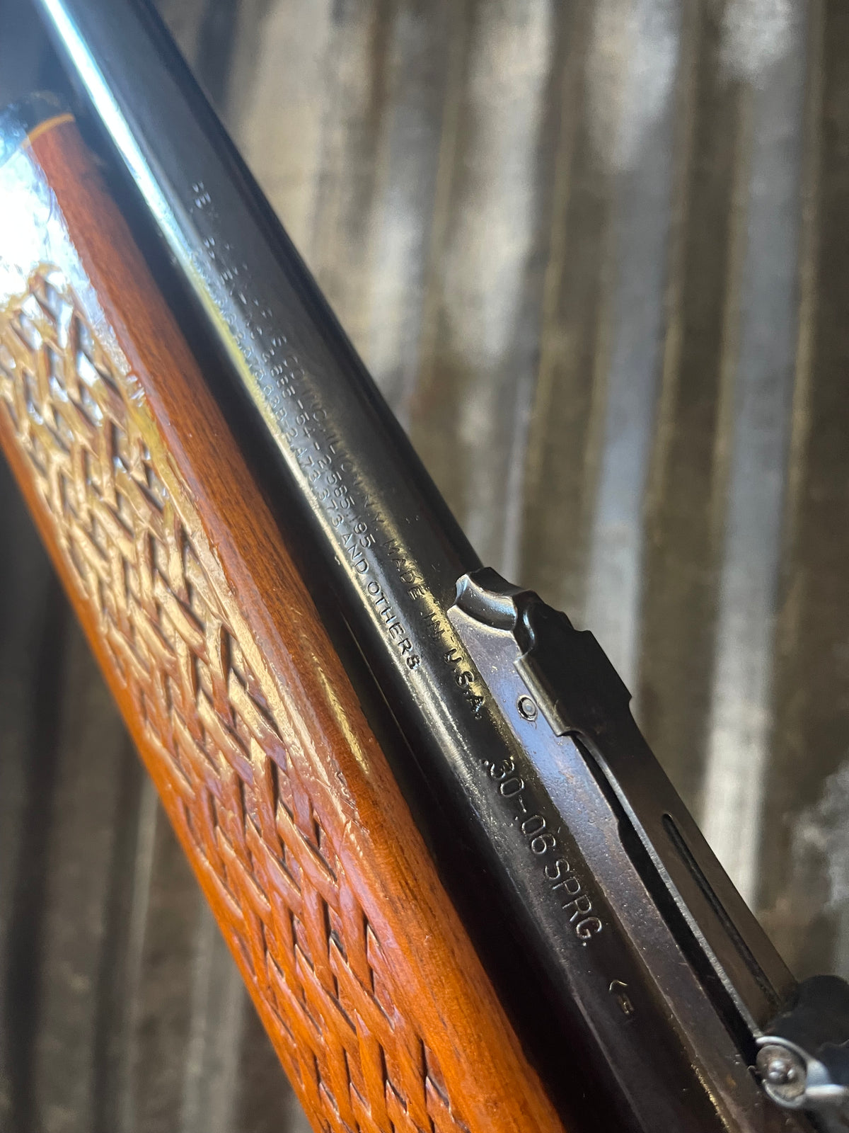 Remington Model 700 BDL Deluxe .30-06 Springfield – Basketweave Stock – Classic Hunting Rifle
