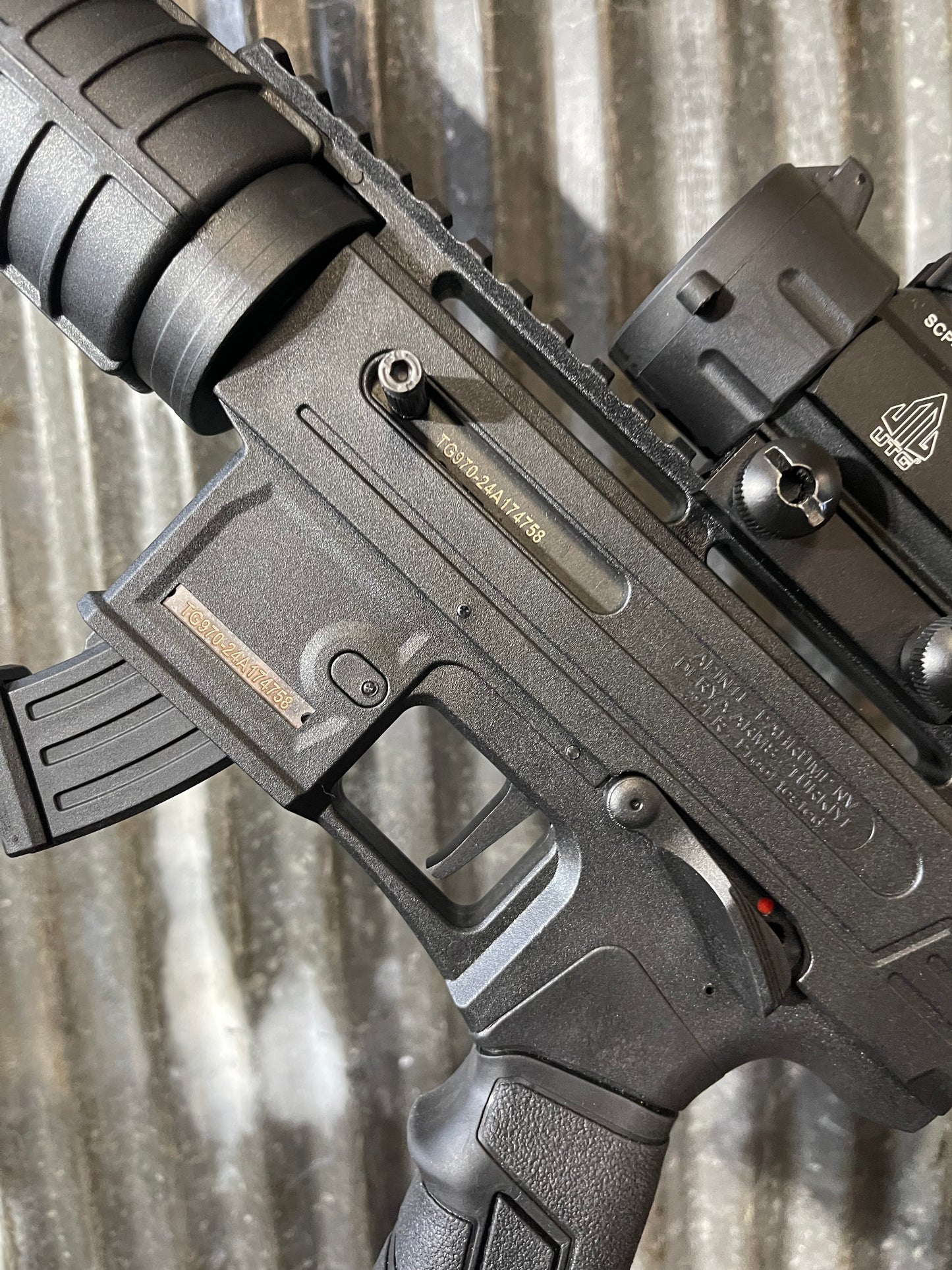 Rock Island Armory TM22 .22LR Rifle w/ UTG Red Green Dot & 2 Magazines