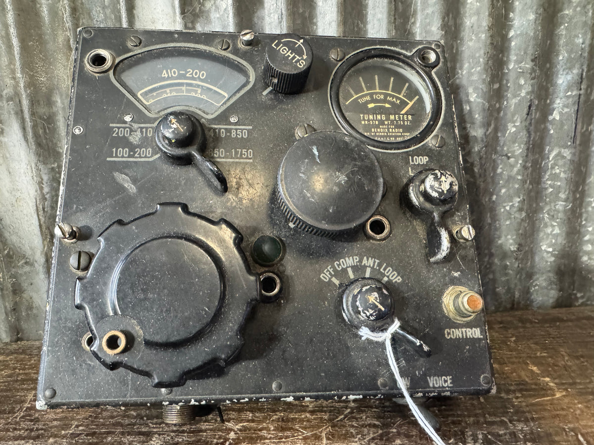 WWII U.S. Military C-4/ARN-7 Aircraft Radio Compass Control Unit