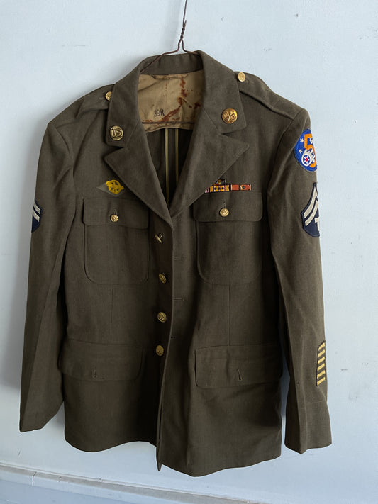 WWII U.S. Army 5th Air Corps Service Dress Jacket - Technician Third Grade with Ruptured Duck and Ribbon Bar - Size 39R