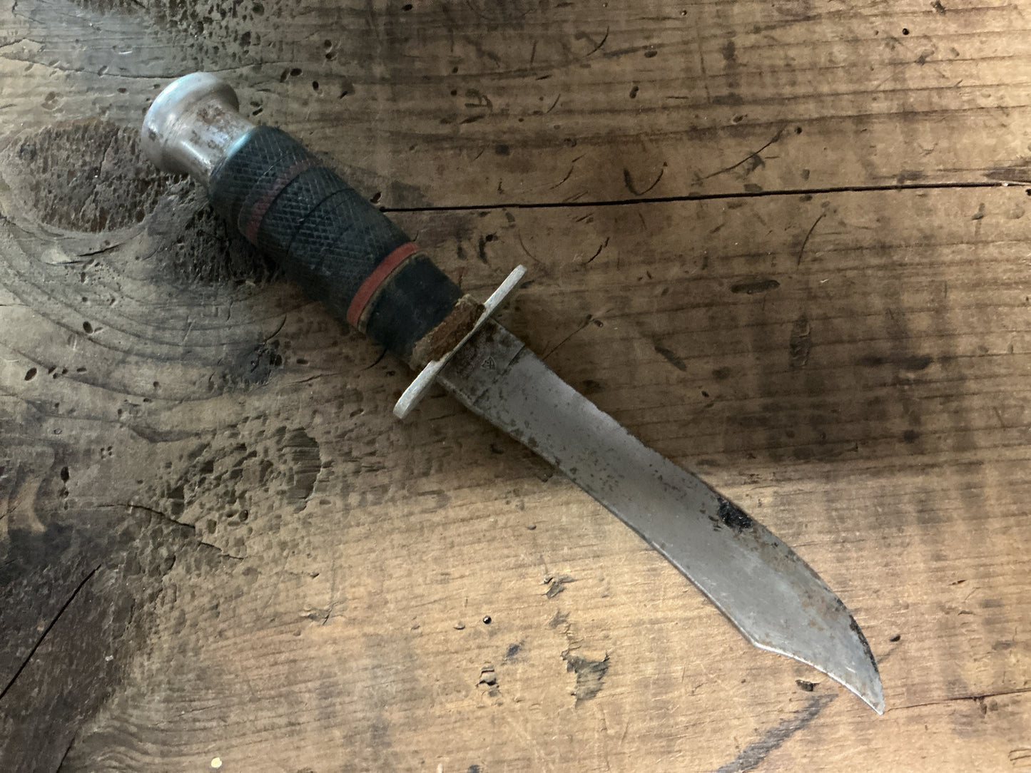Vintage A.H. Hoffritz Elizabeth, N.J. Hunting/Skinning Knife w/Gut-Hook & Stacked Leather Handle