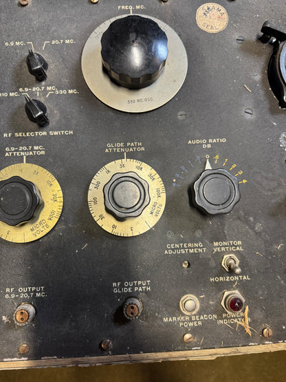 WWII U.S. Army Air Forces AN/ARN-5 Test Set TS-67