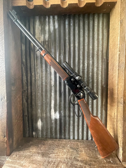 Winchester Model 94 XTR Big Bore .375 Winchester – Pre Cross-Bolt Safety – Weaver Scope – Ammo & Dies Included